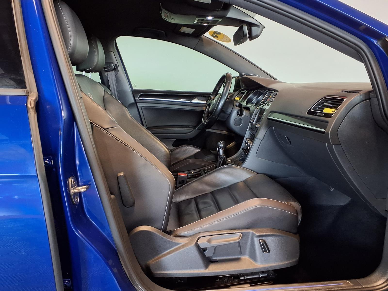 2017 Volkswagen Golf R - Lapiz Blue Metallic exterior view 11