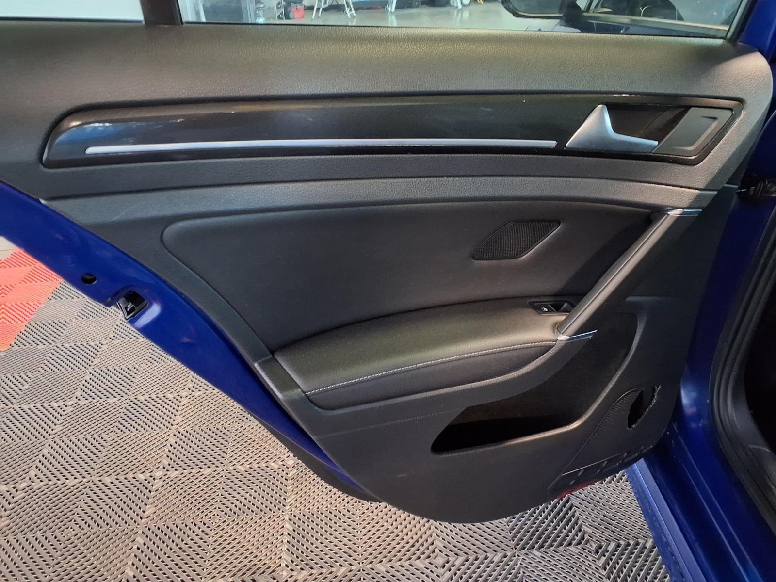 2017 Volkswagen Golf R - Lapiz Blue Metallic exterior view 14