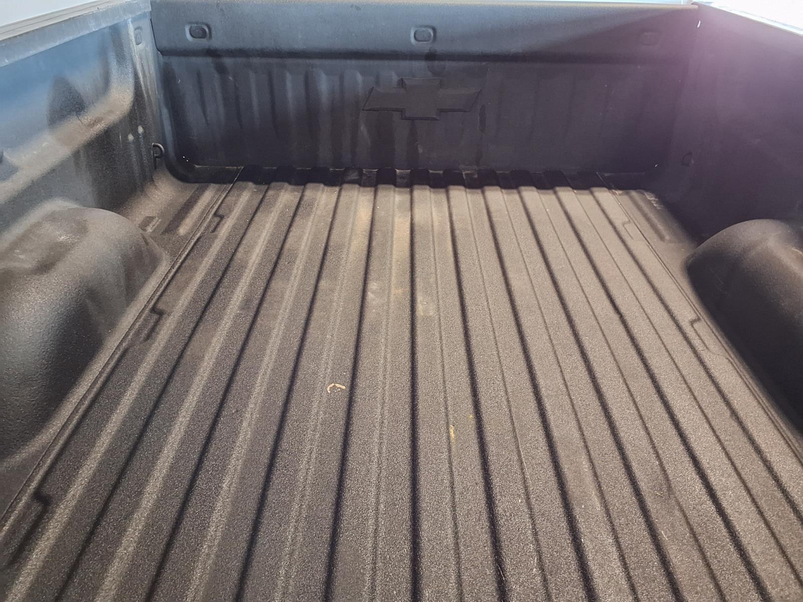 2018 Chevrolet Silverado 2500HD LTZ - Iridescent Pearl Tricoat exterior view 6