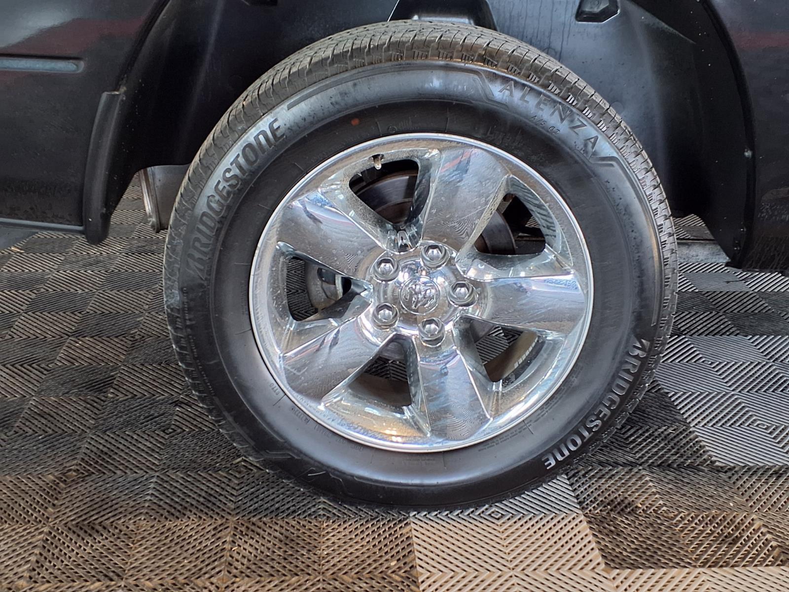 2018 Ram 1500 Big Horn - Brilliant Black Crystal Pearlcoat exterior view 7