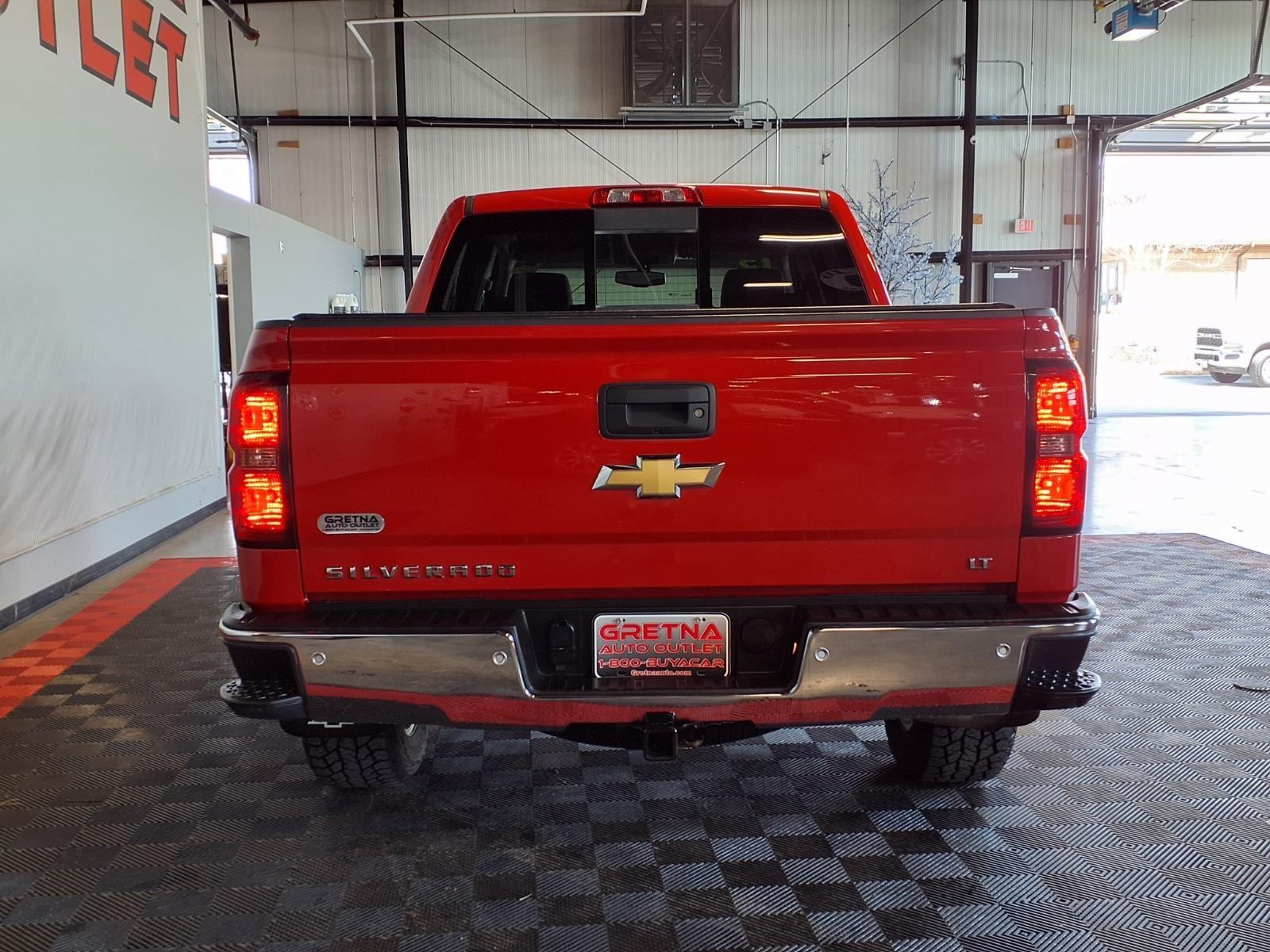 2015 Chevrolet Silverado 1500 LT - Victory Red exterior view 5