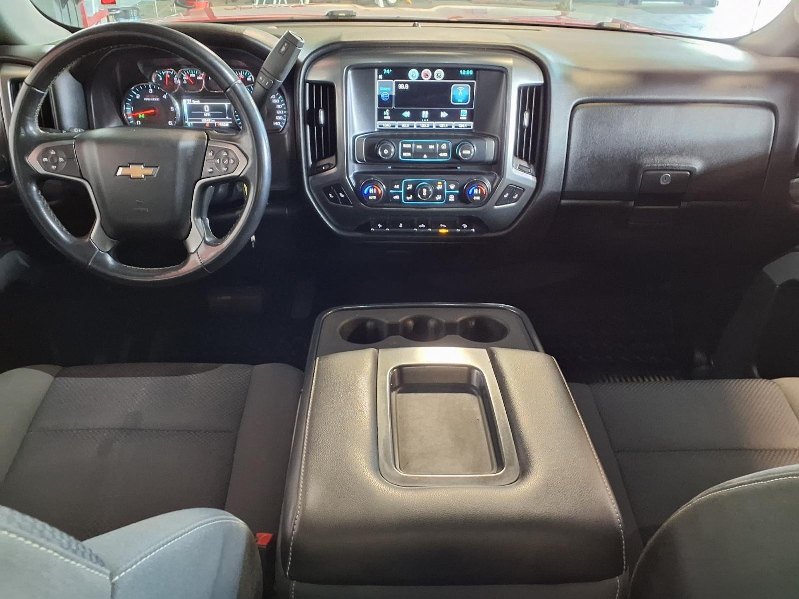 2015 Chevrolet Silverado 1500 LT - Victory Red exterior view 16