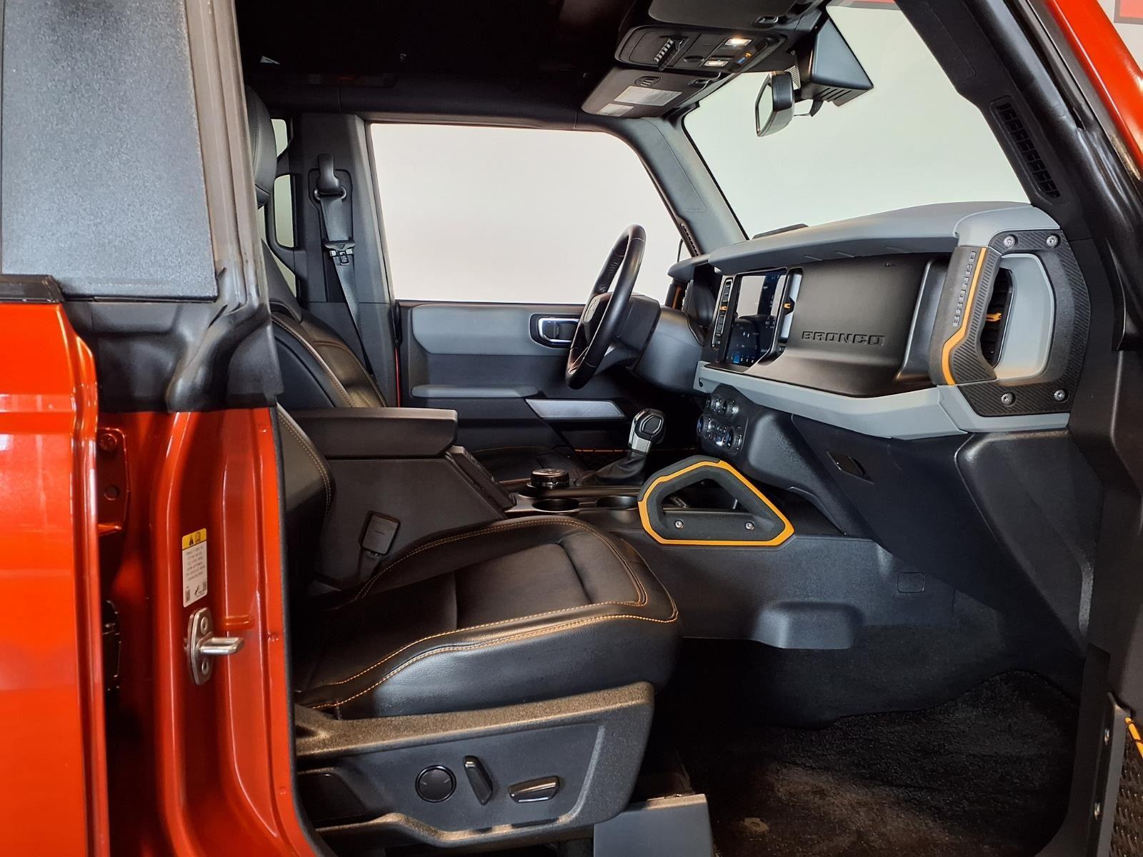 2022 Ford Bronco Badlands - Hot Pepper Red Metallic Tinted Clearcoat exterior view 11