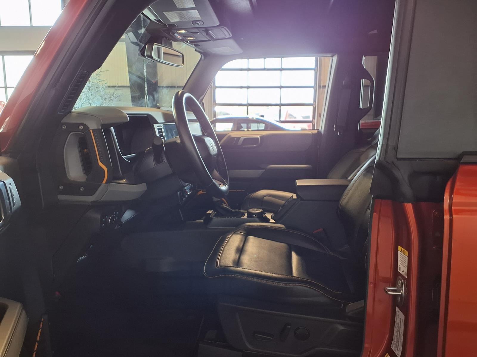 2022 Ford Bronco Badlands - Hot Pepper Red Metallic Tinted Clearcoat exterior view 17