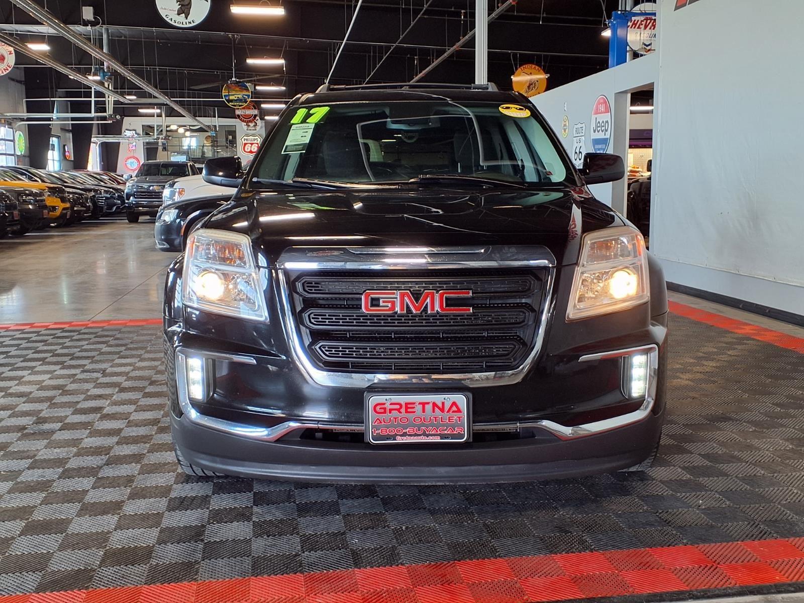 2017 GMC Terrain SLE - Ebony Twilight Metallic exterior view 2