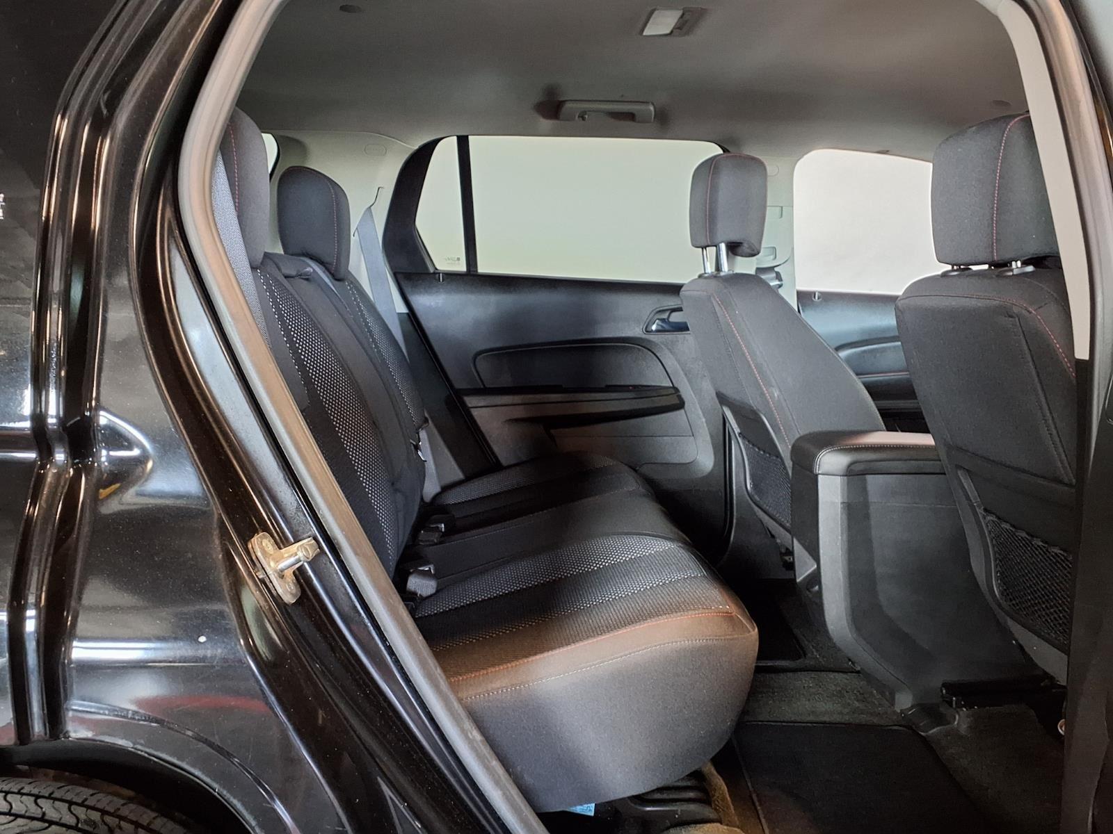 2017 GMC Terrain SLE - Ebony Twilight Metallic exterior view 8