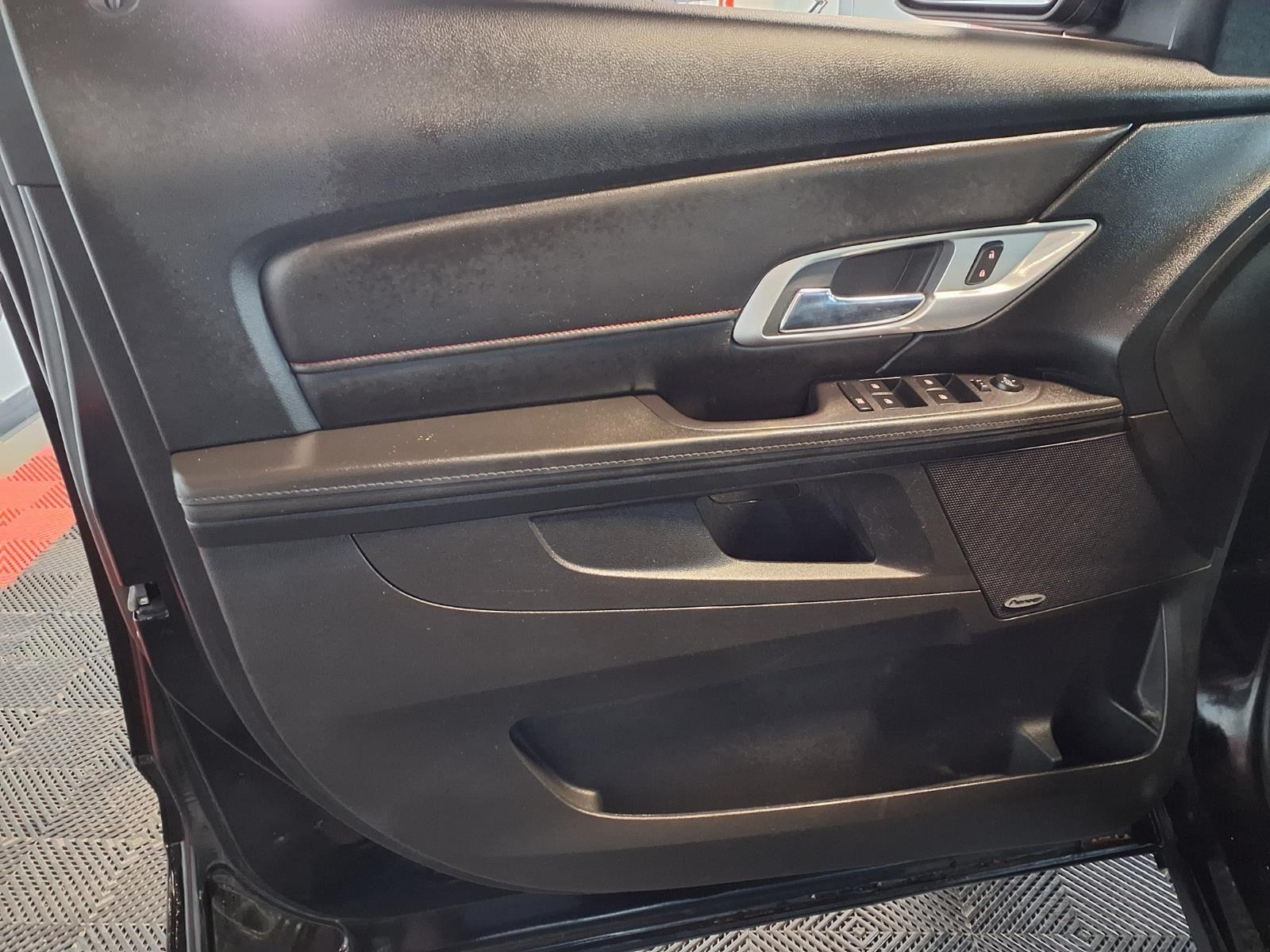 2017 GMC Terrain SLE - Ebony Twilight Metallic exterior view 15