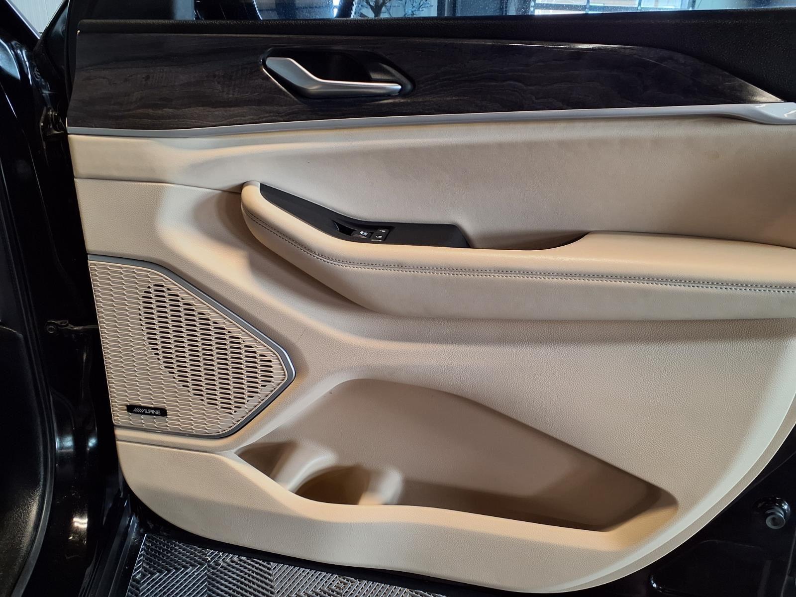 2021 Jeep Grand Cherokee L Limited - Diamond Black Crystal Pearlcoat exterior view 15