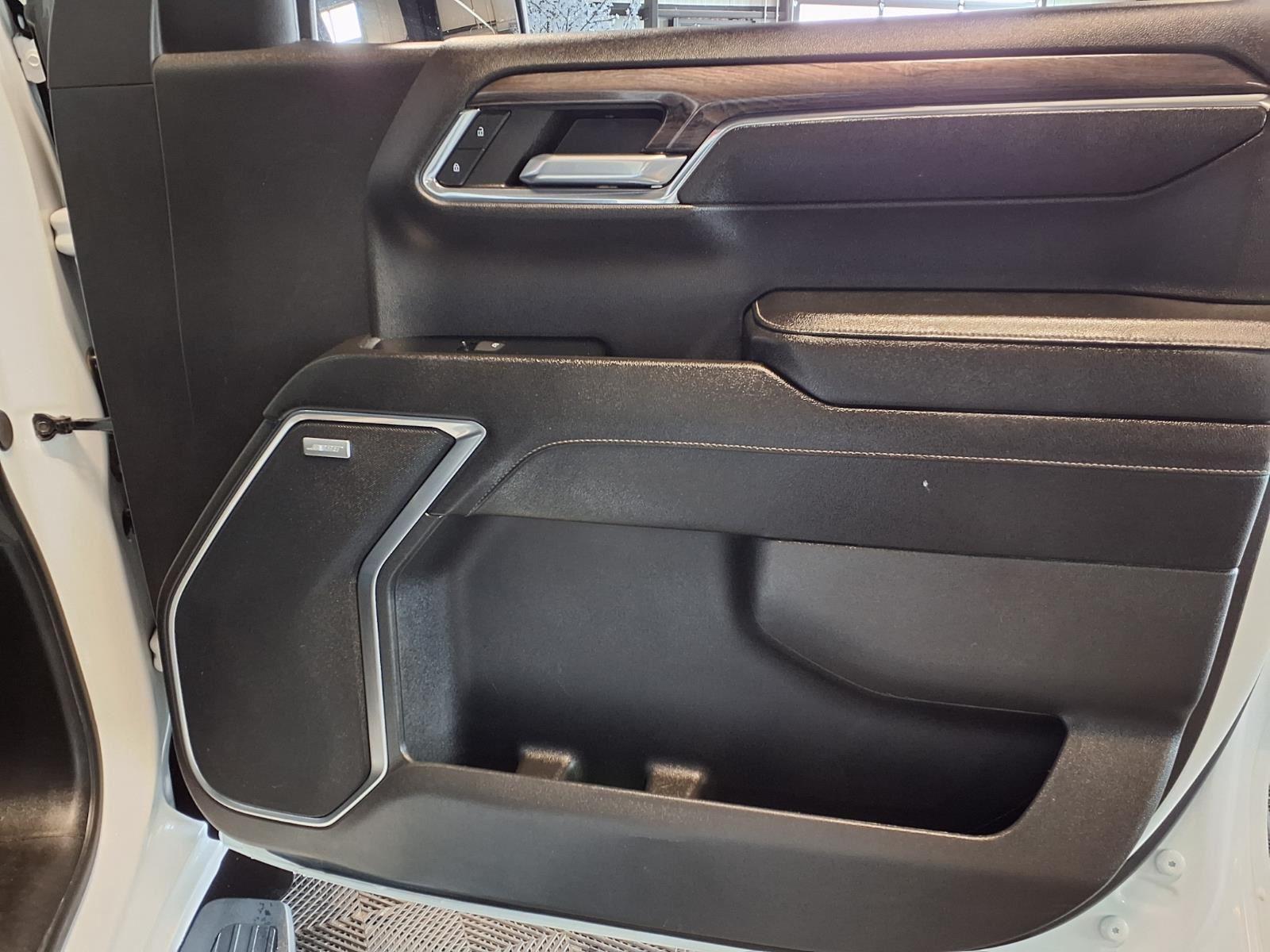 2024 Chevrolet Silverado 1500 LTZ - Summit White exterior view 11