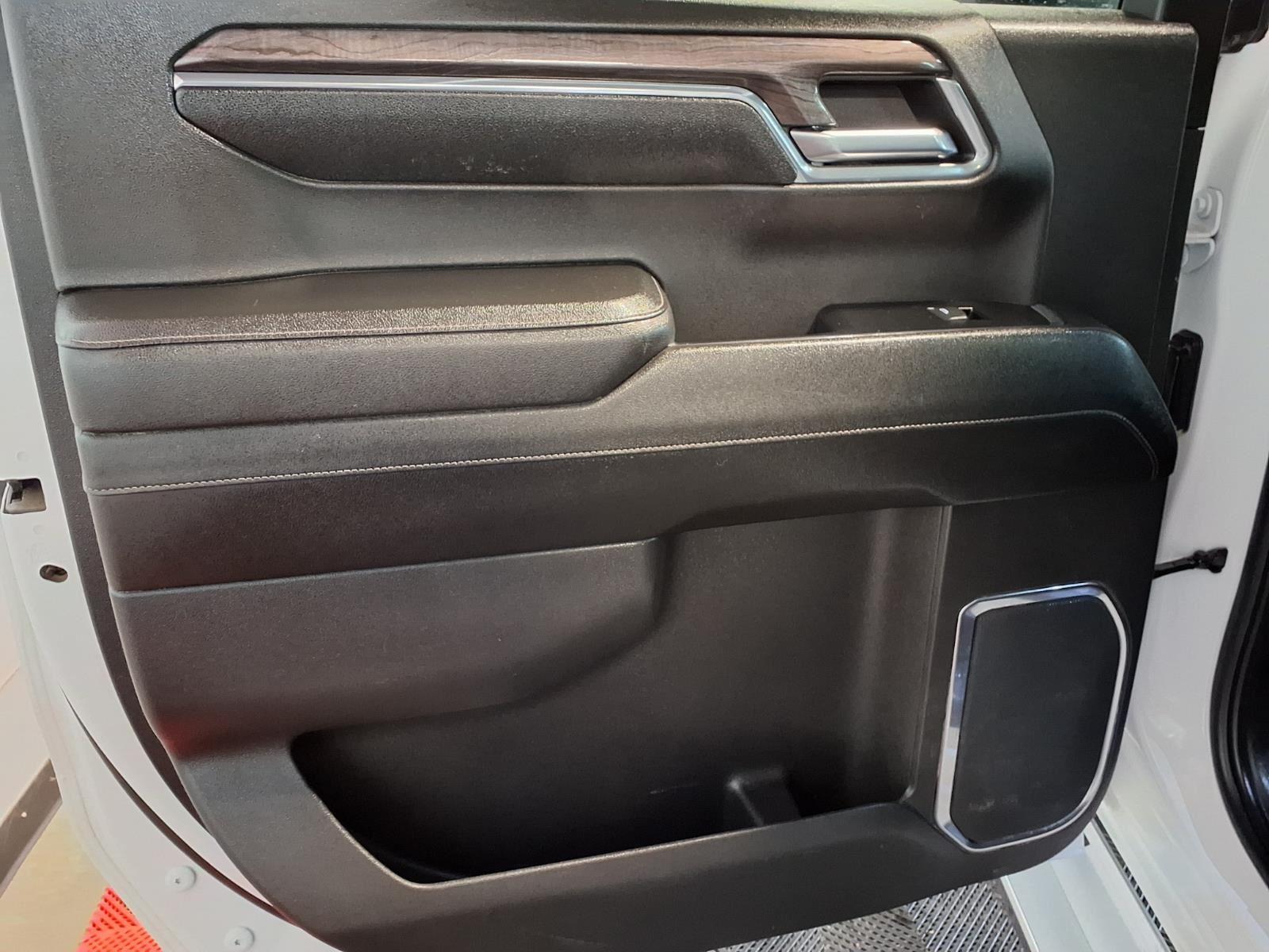 2024 Chevrolet Silverado 1500 LTZ - Summit White exterior view 13