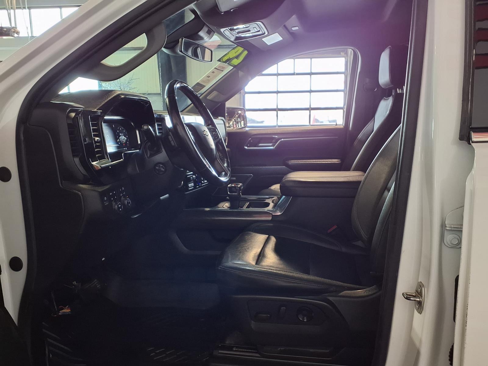 2024 Chevrolet Silverado 1500 LTZ - Summit White exterior view 16