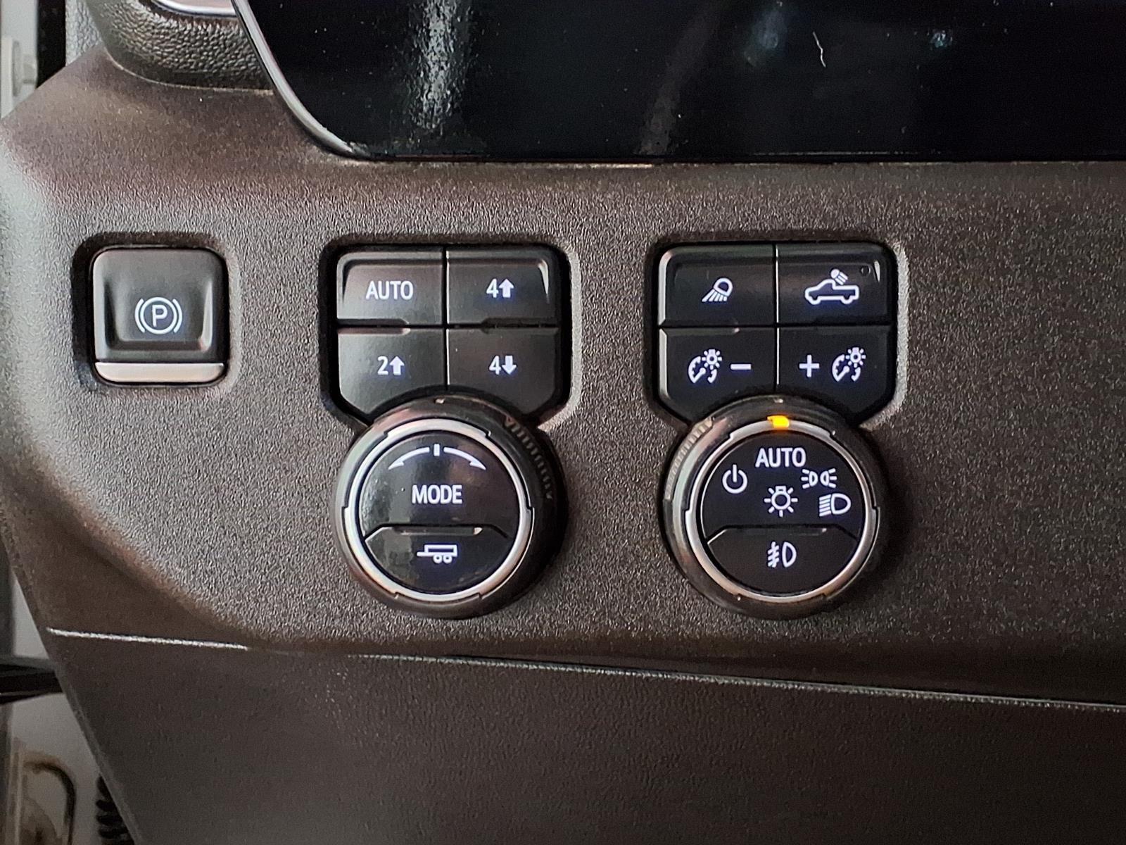 2024 Chevrolet Silverado 1500 LTZ - Summit White exterior view 17