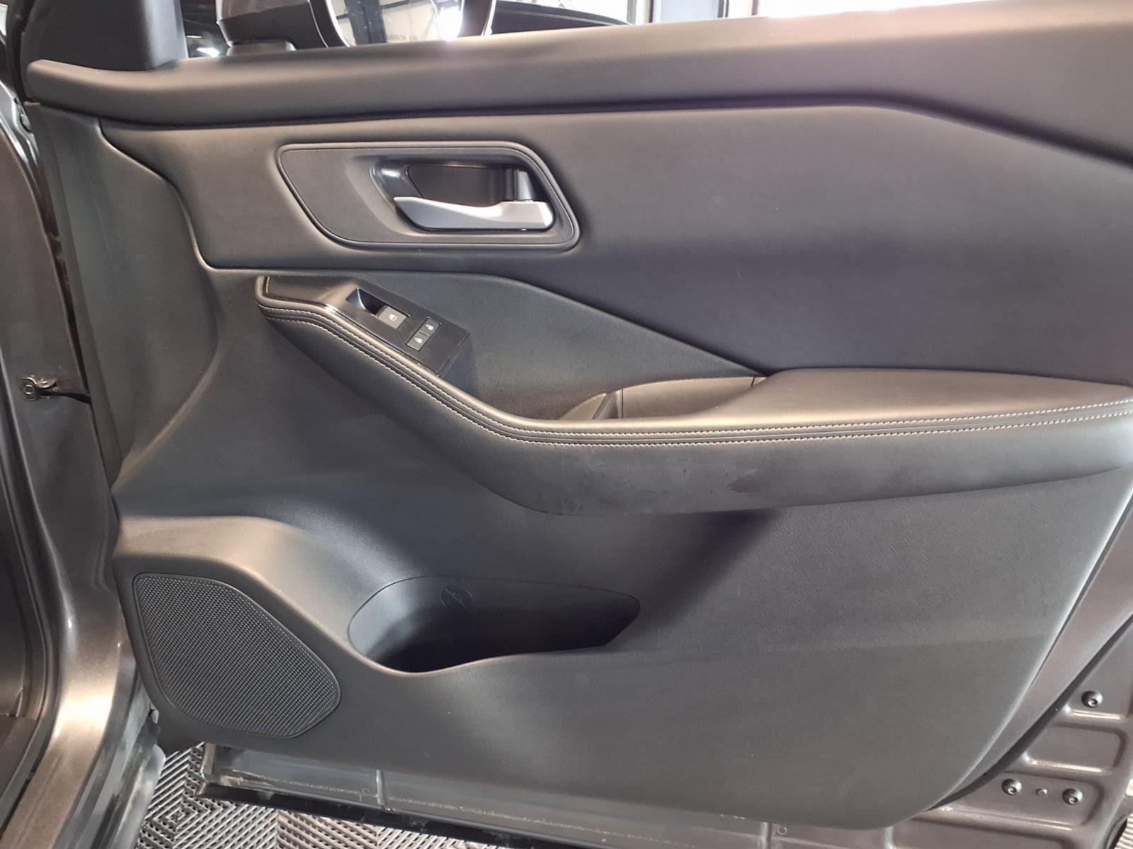 2025 Nissan Rogue SV - Gun Metallic exterior view 14