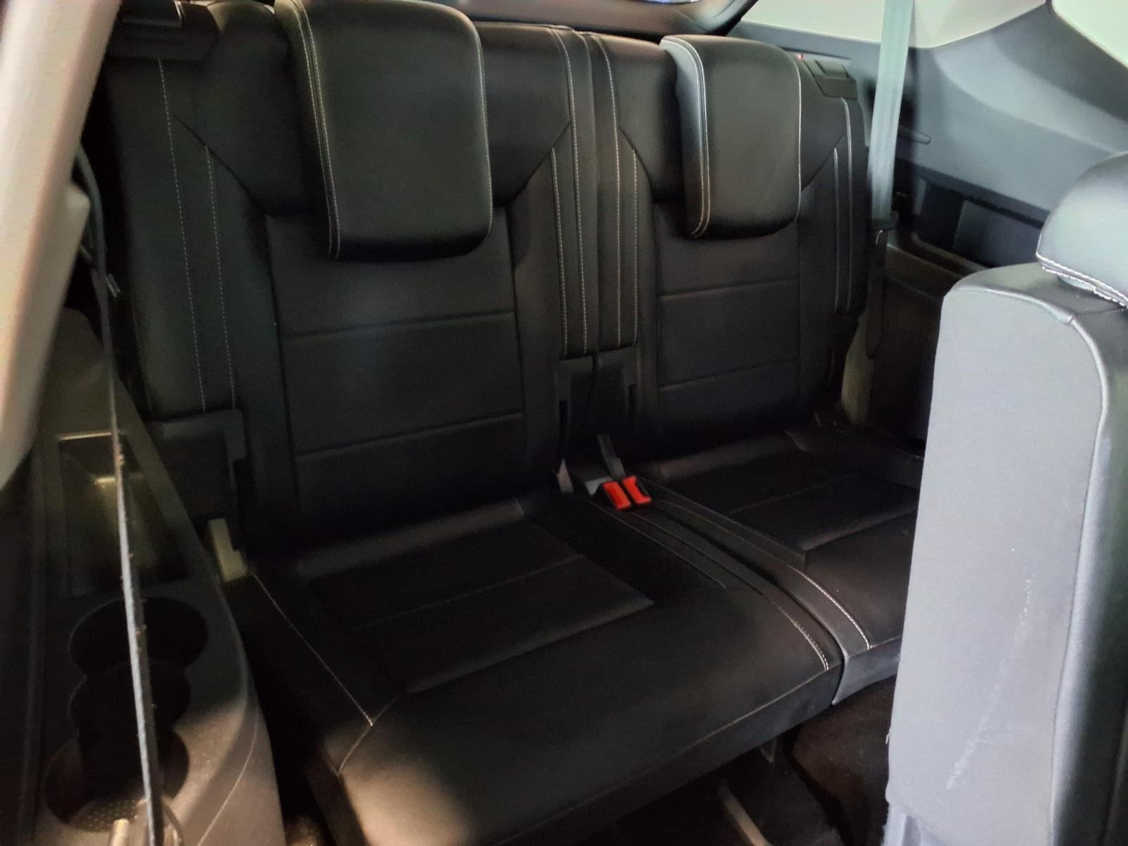 2021 Volkswagen Atlas 3.6L V6 SE w/Technology - Platinum Gray Metallic exterior view 8