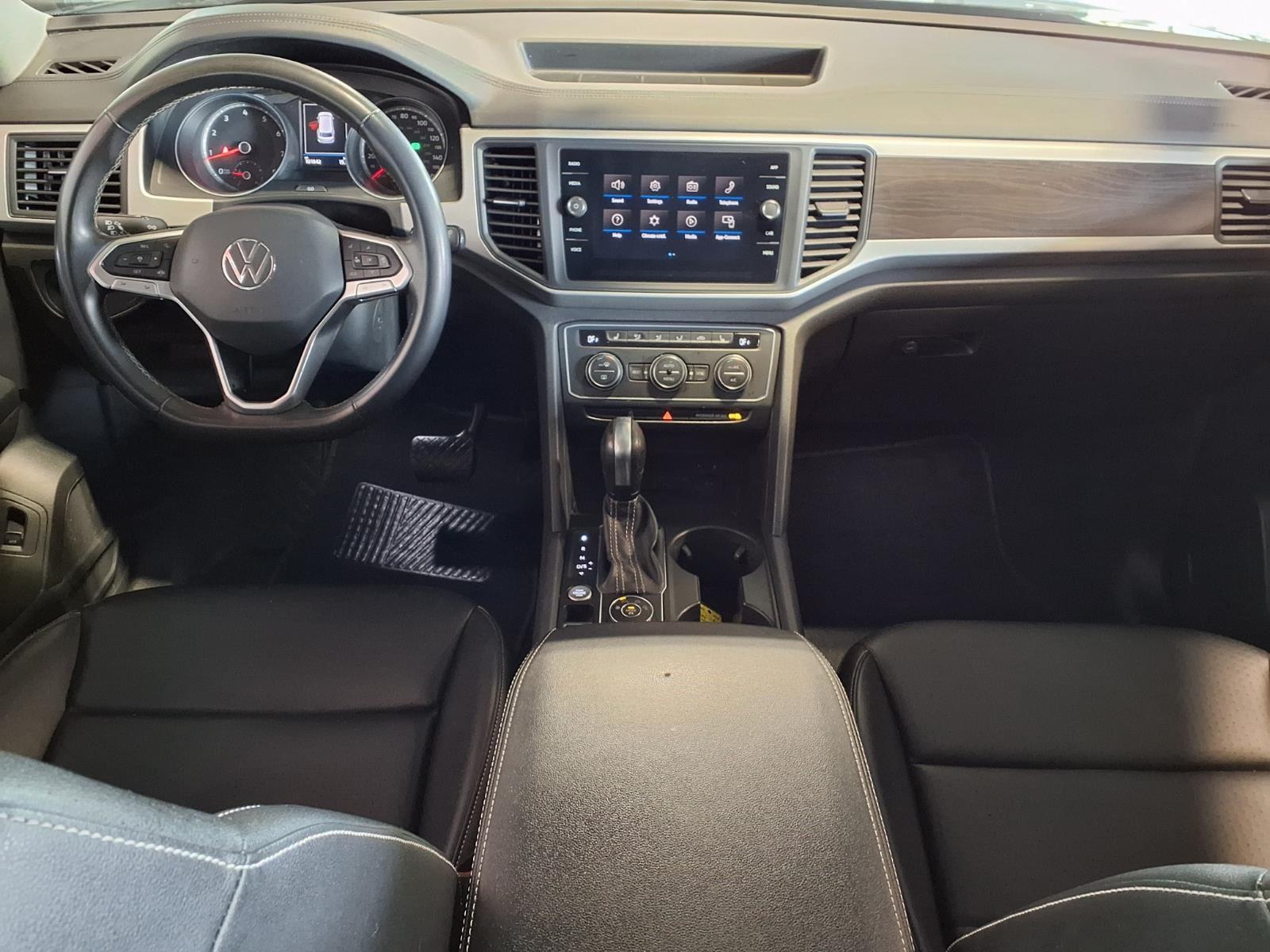 2021 Volkswagen Atlas 3.6L V6 SE w/Technology - Platinum Gray Metallic exterior view 16