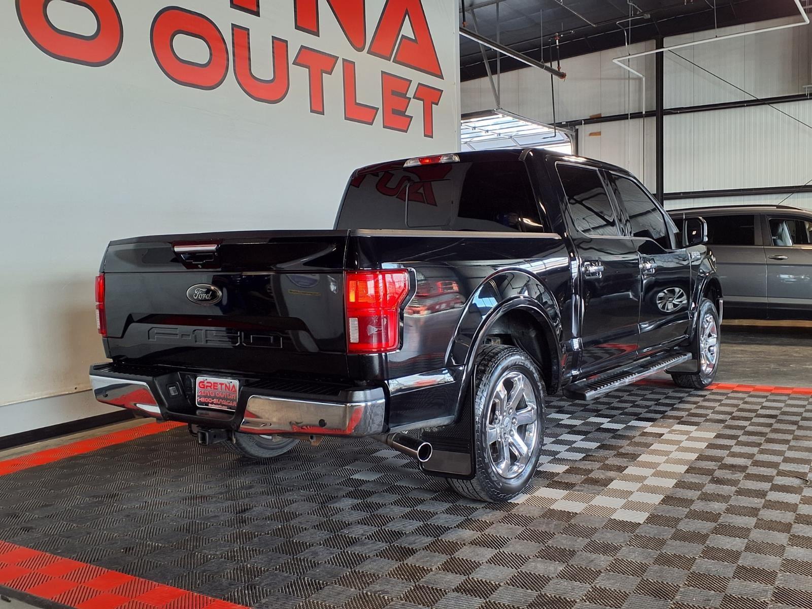 2018 Ford F-150 LARIAT - Shadow Black exterior view 7