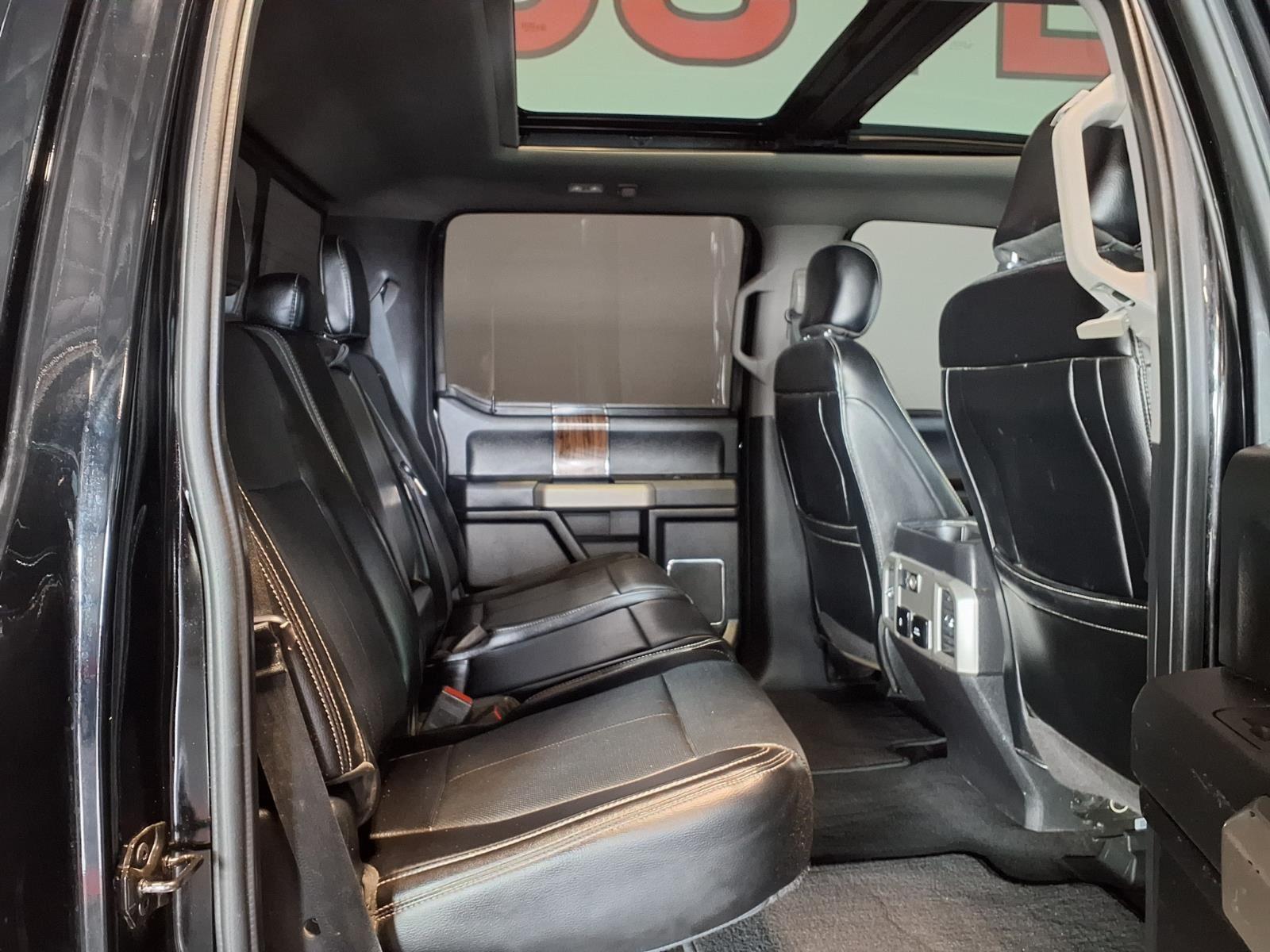 2018 Ford F-150 LARIAT - Shadow Black exterior view 9