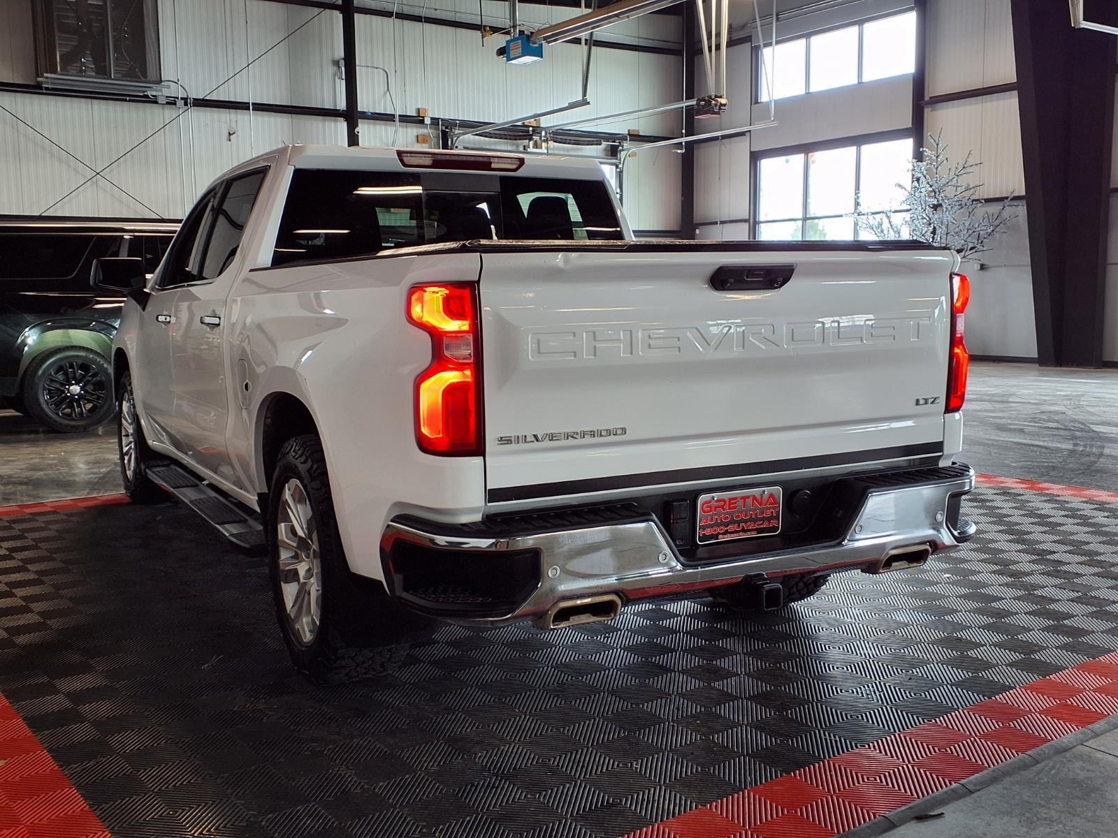 2024 Chevrolet Silverado 1500 LTZ - Summit White exterior view 4