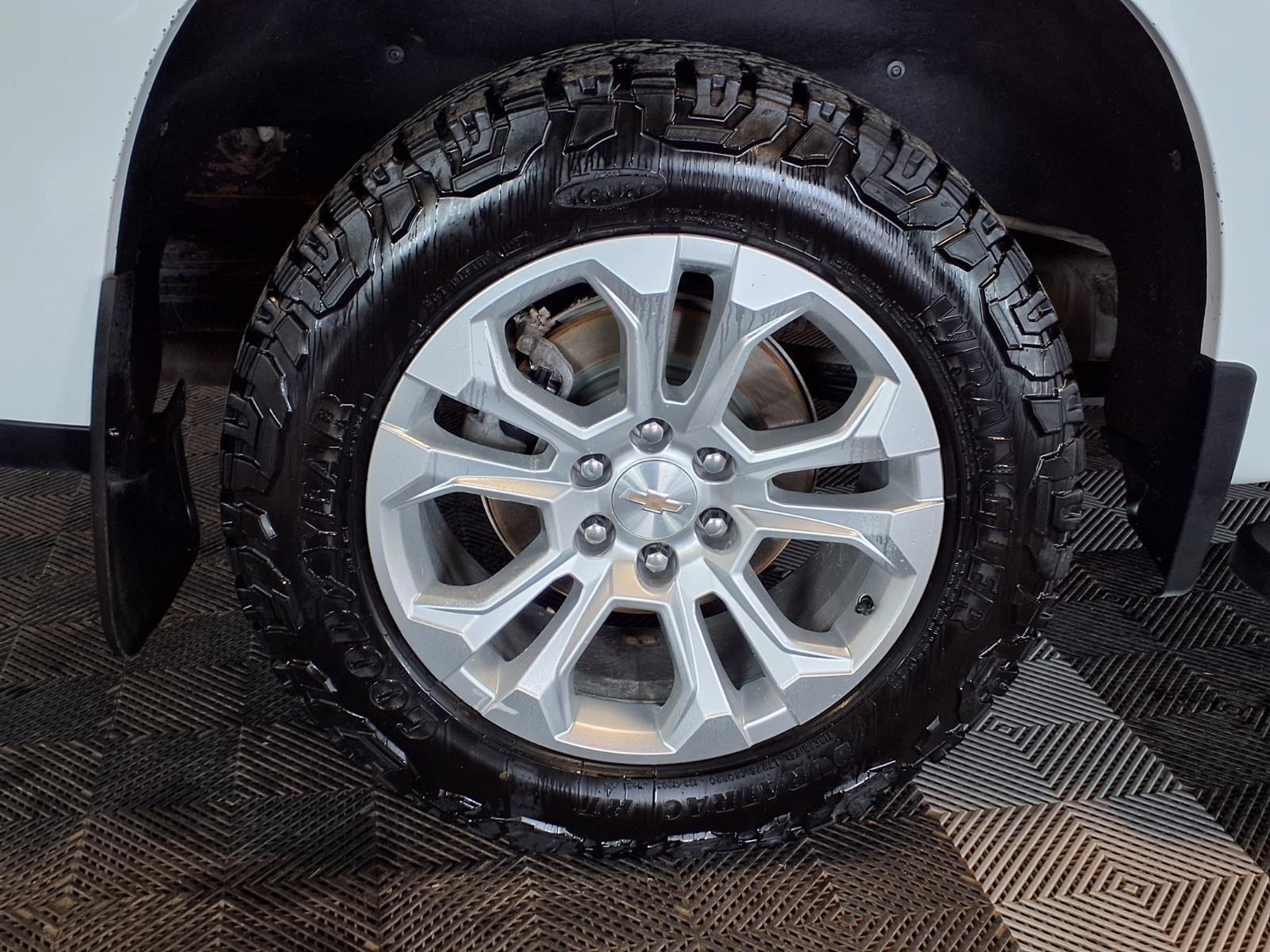 2024 Chevrolet Silverado 1500 LTZ - Summit White exterior view 7