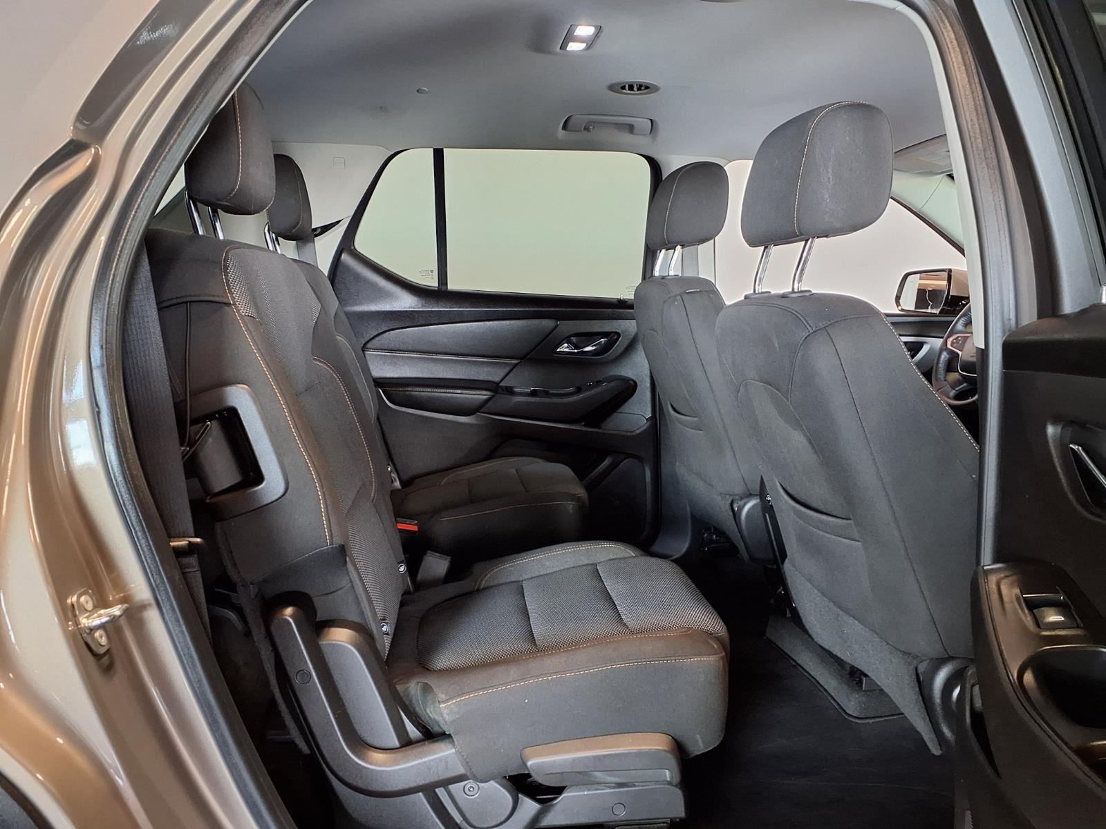 2018 Chevrolet Traverse LT Cloth - Pepperdust Metallic exterior view 11