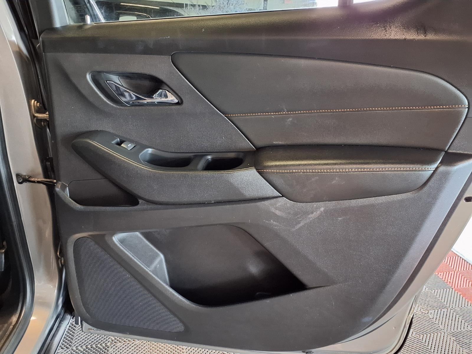 2018 Chevrolet Traverse LT Cloth - Pepperdust Metallic exterior view 12