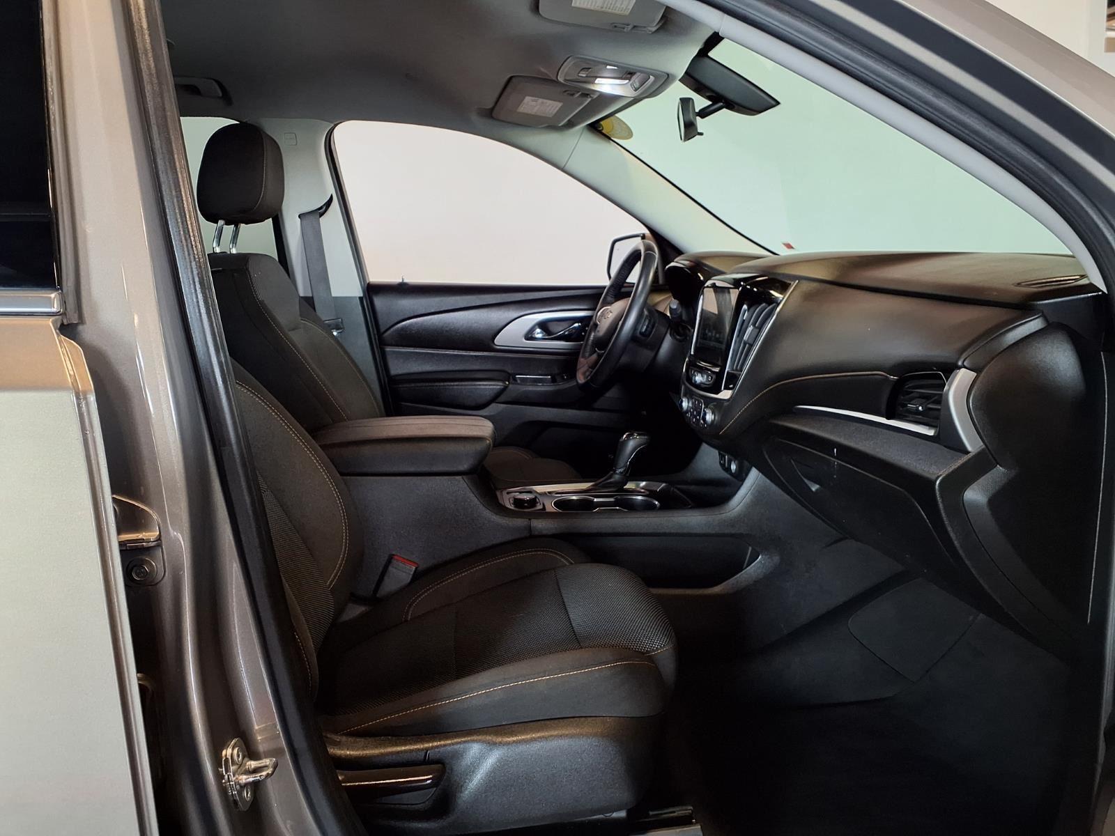 2018 Chevrolet Traverse LT Cloth - Pepperdust Metallic exterior view 13