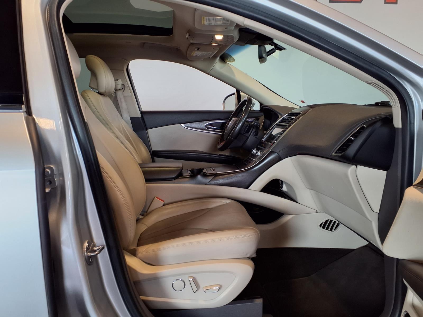 2019 Lincoln Nautilus Reserve - Ingot Silver Metallic exterior view 12