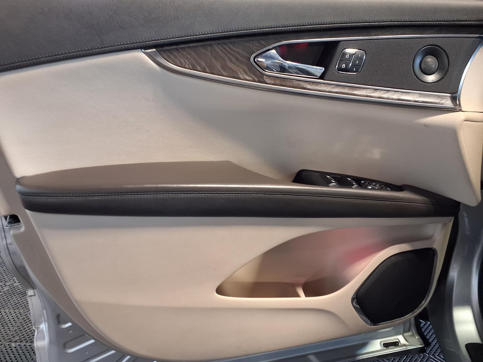 2019 Lincoln Nautilus Reserve - Ingot Silver Metallic exterior view 17