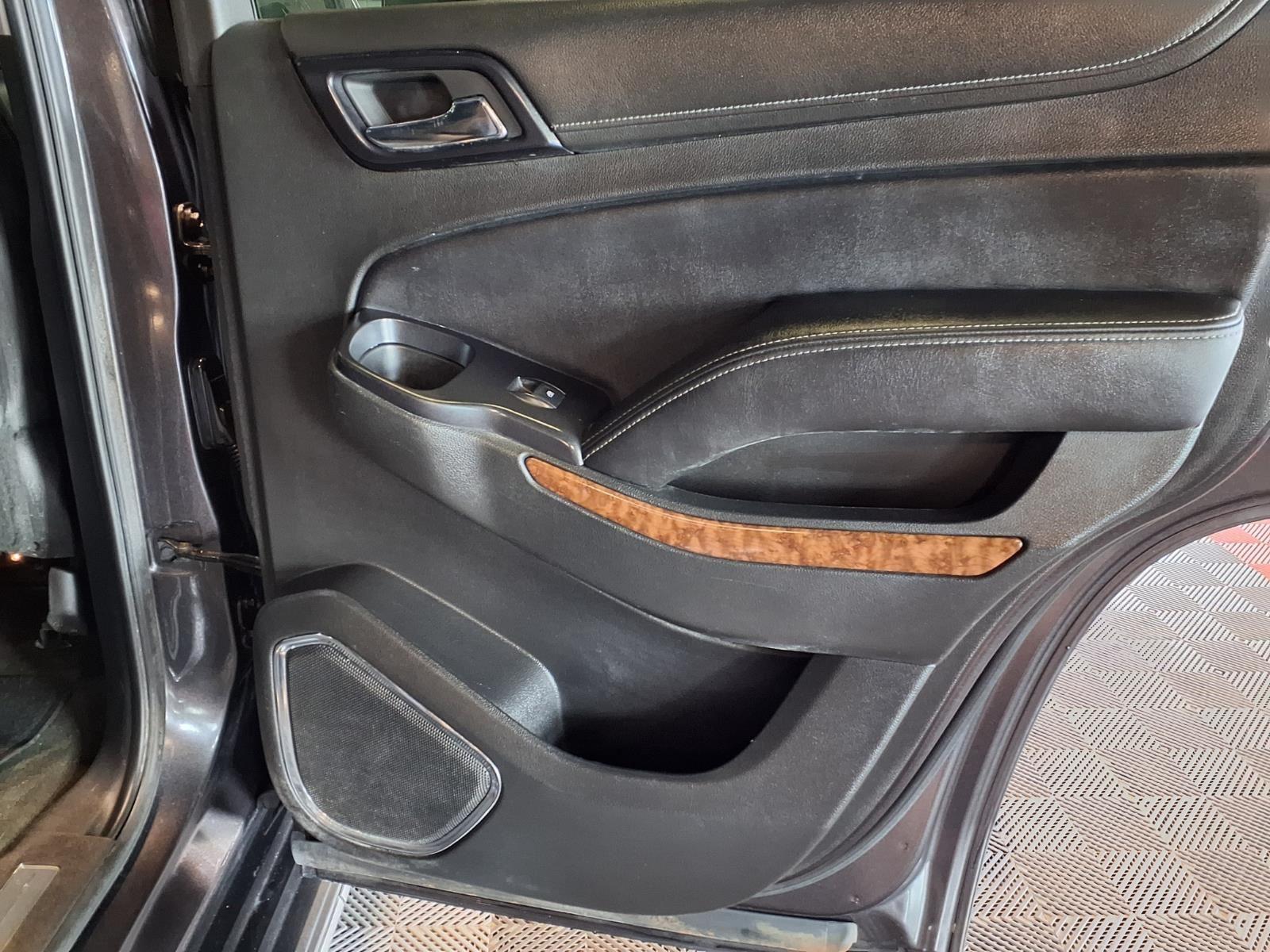 2015 Chevrolet Tahoe LTZ - Tungsten Metallic exterior view 10