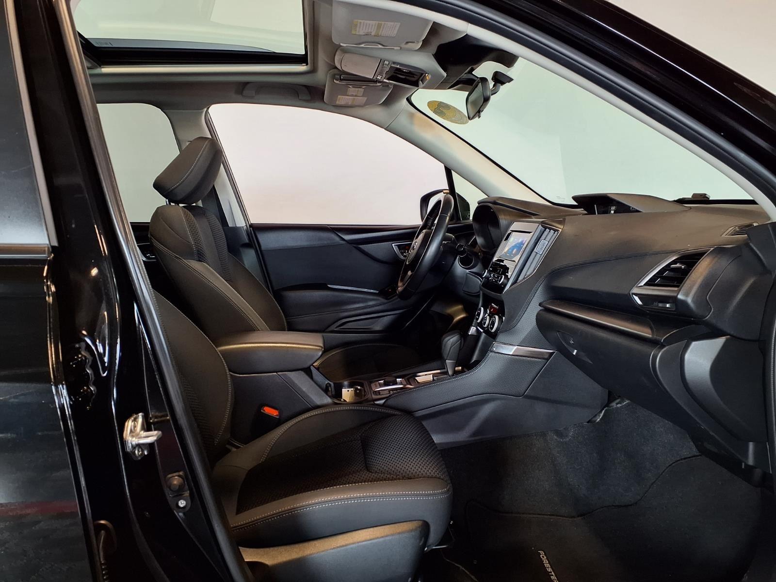 2024 Subaru Forester Premium - Crystal Black Silica exterior view 12