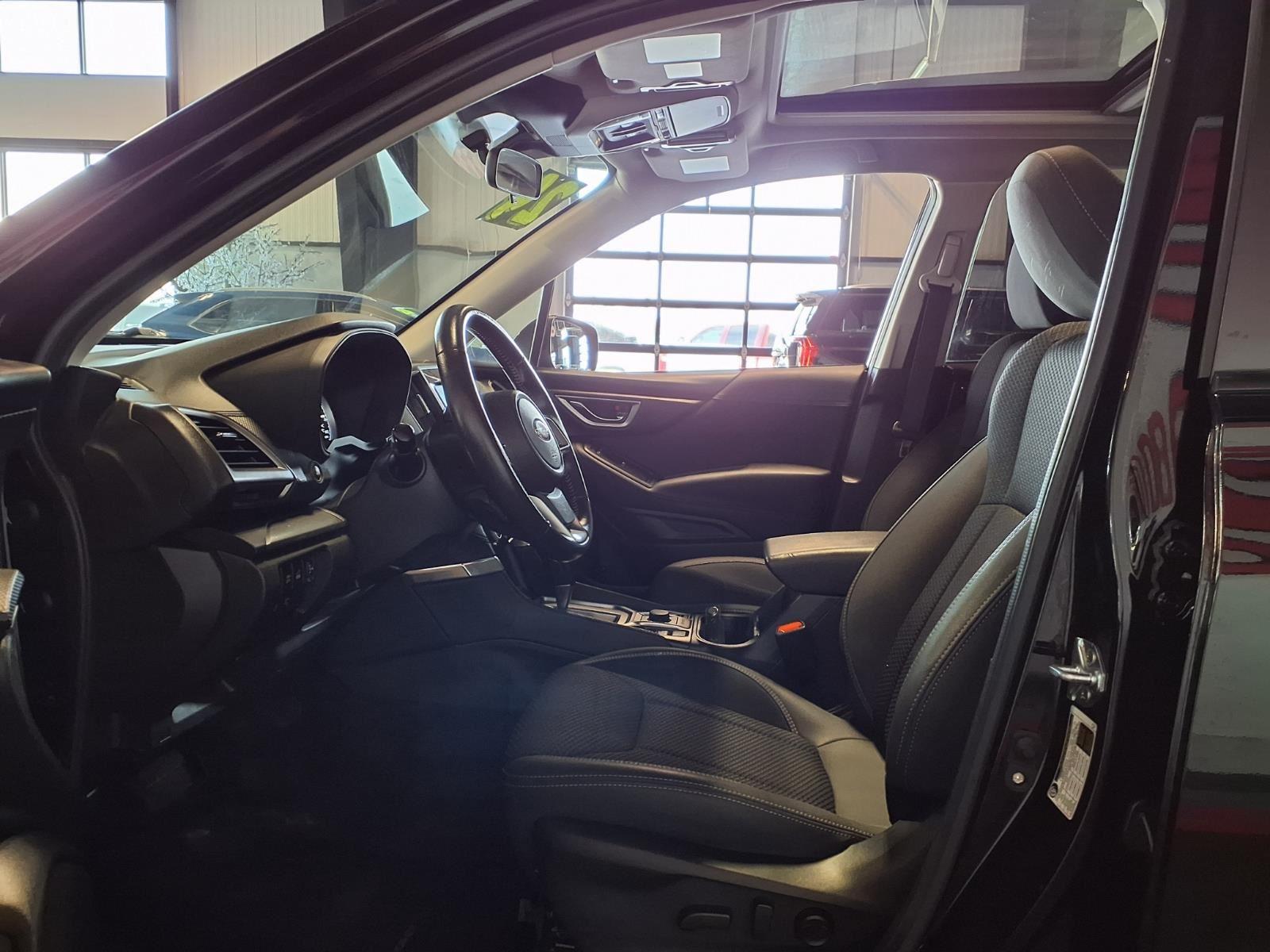 2024 Subaru Forester Premium - Crystal Black Silica exterior view 18