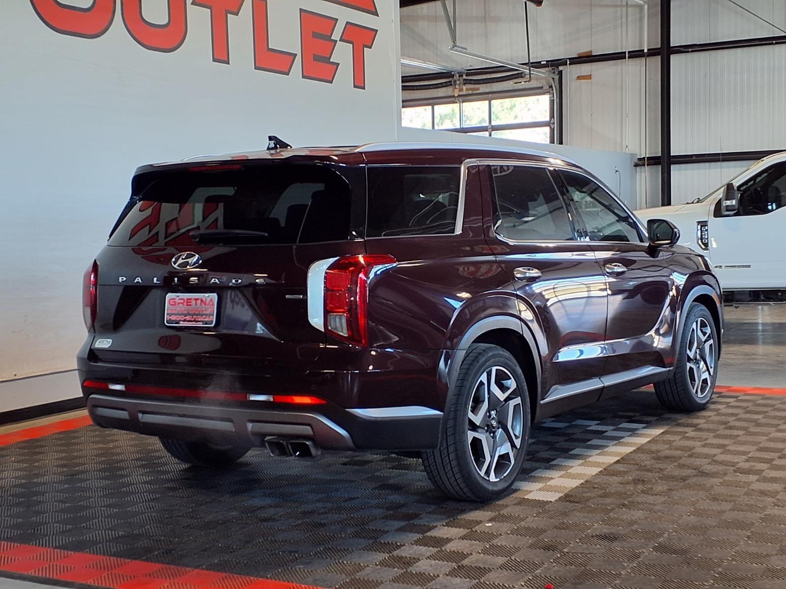 2023 Hyundai Palisade SEL - Sierra Burgundy exterior view 8