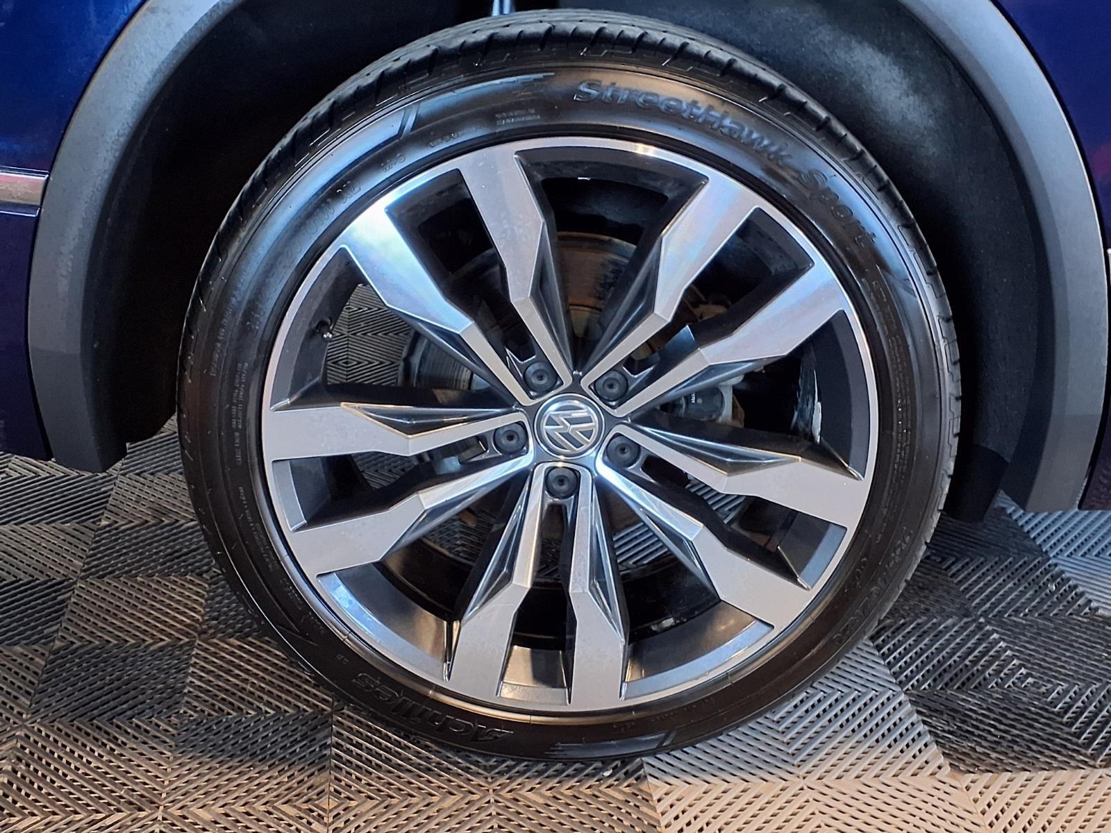 2021 VOLKSWAGEN TIGUAN - BLUE exterior view 9