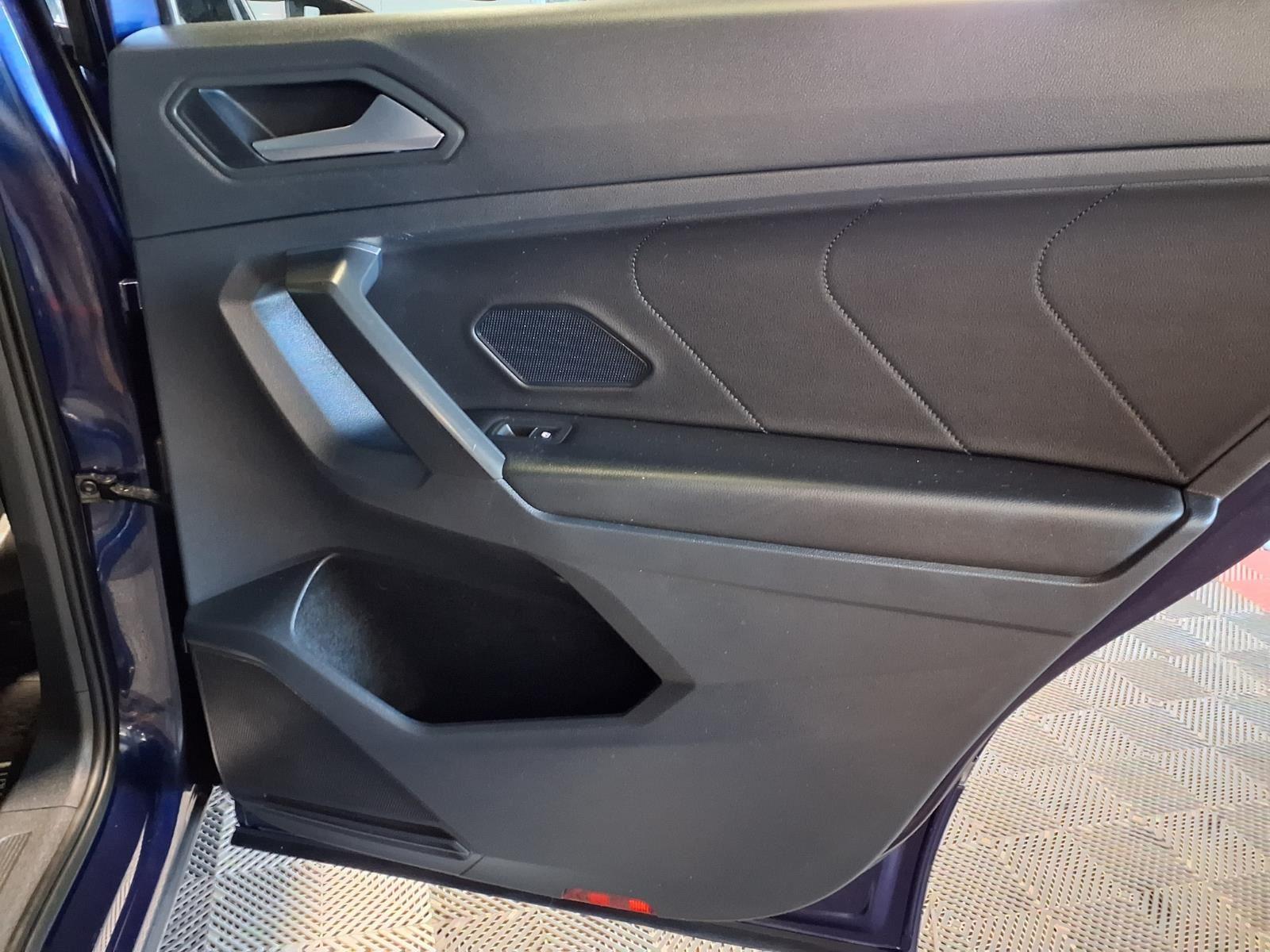 2021 VOLKSWAGEN TIGUAN - BLUE exterior view 11