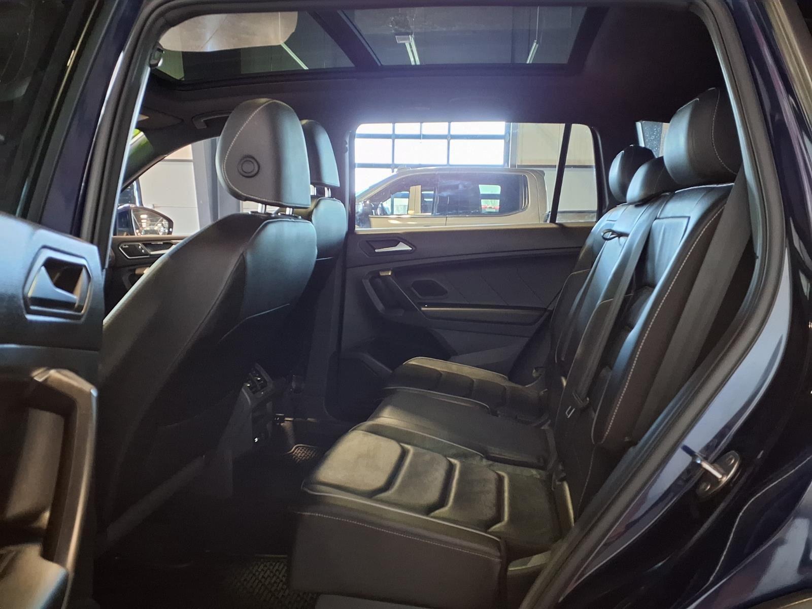 2021 VOLKSWAGEN TIGUAN - BLUE exterior view 14