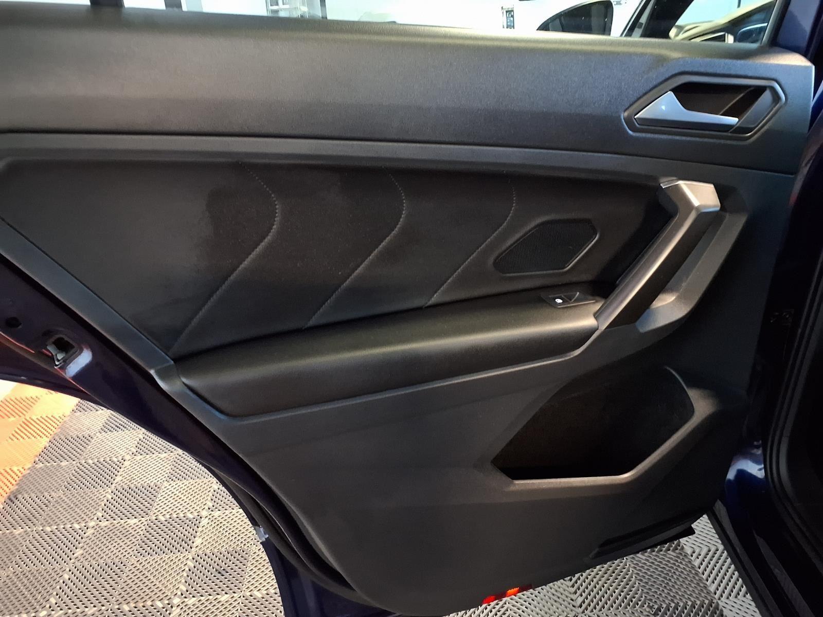 2021 VOLKSWAGEN TIGUAN - BLUE exterior view 15