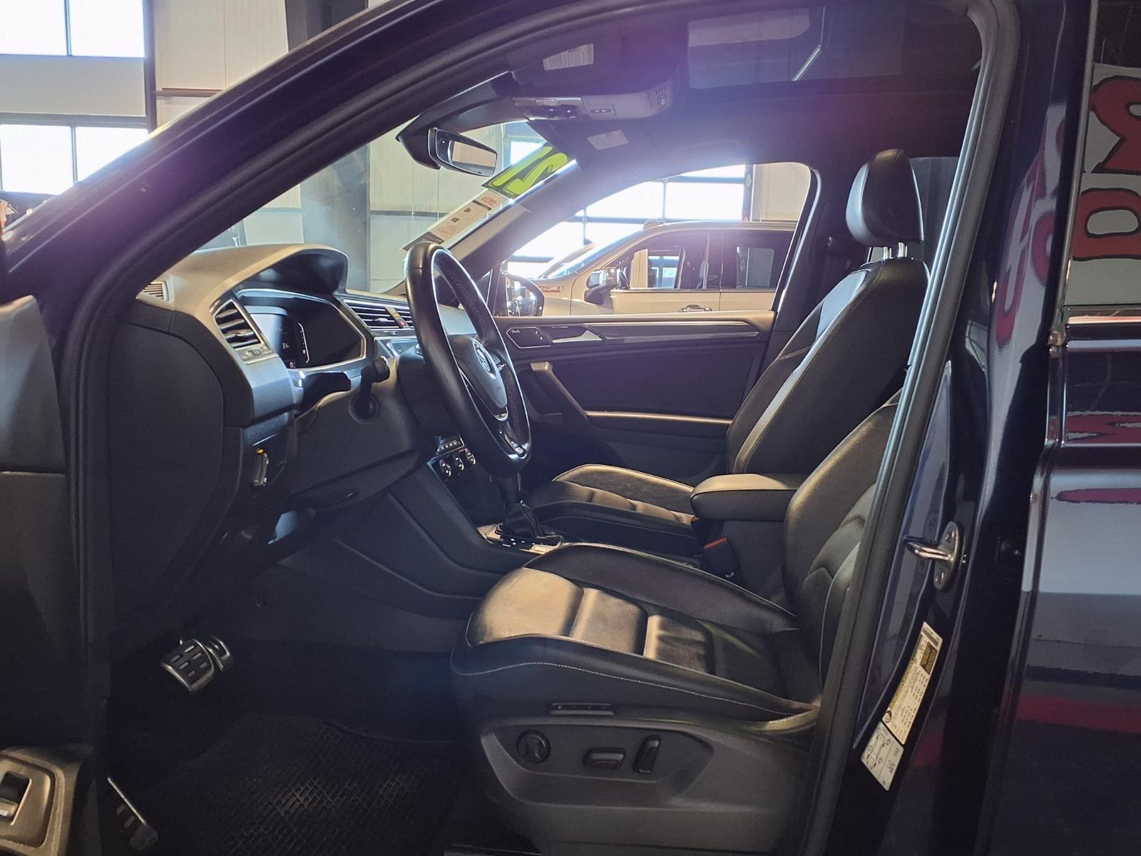 2021 VOLKSWAGEN TIGUAN - BLUE exterior view 18