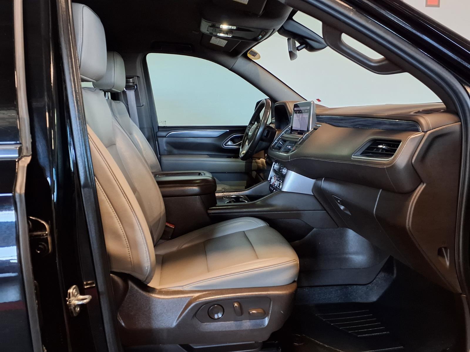 2021 GMC Yukon XL SLT - Onyx Black exterior view 13