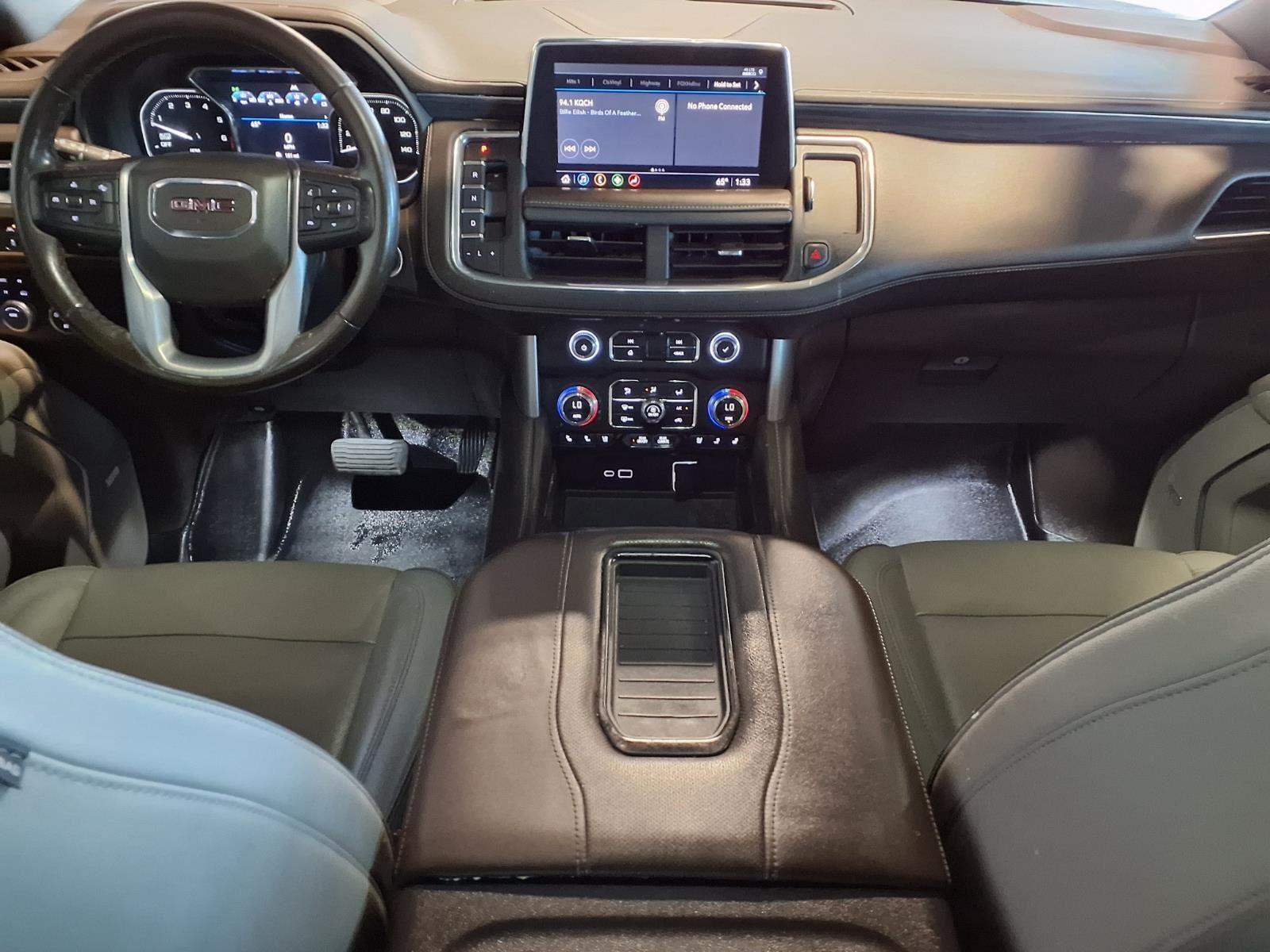 2021 GMC Yukon XL SLT - Onyx Black exterior view 18