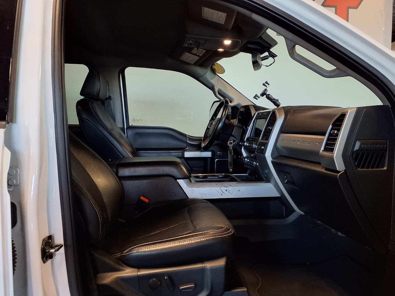 2021 Ford Super Duty F-250 SRW LARIAT - Oxford White exterior view 12