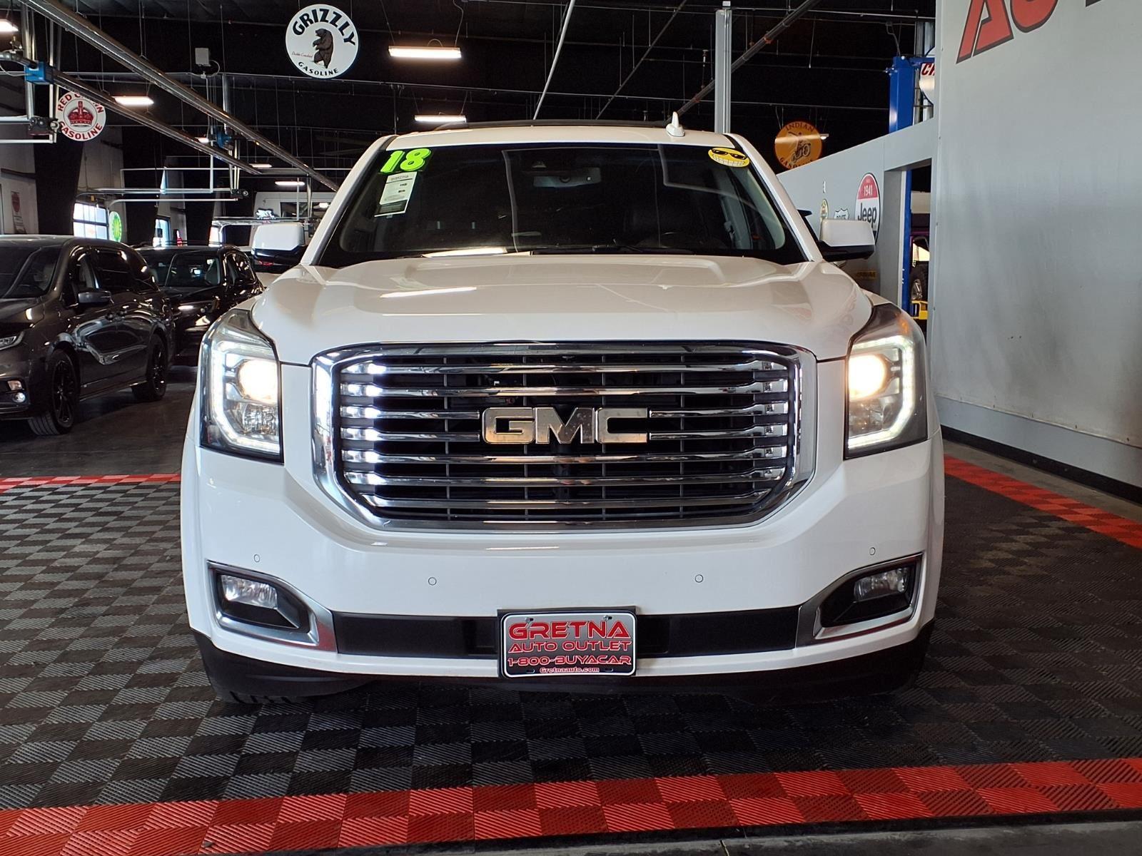 2018 GMC Yukon SLT - Summit White exterior view 2