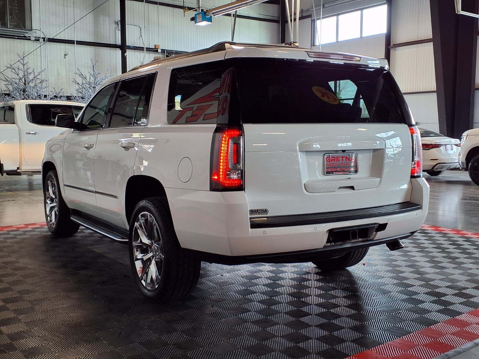 2018 GMC Yukon SLT - Summit White exterior view 4