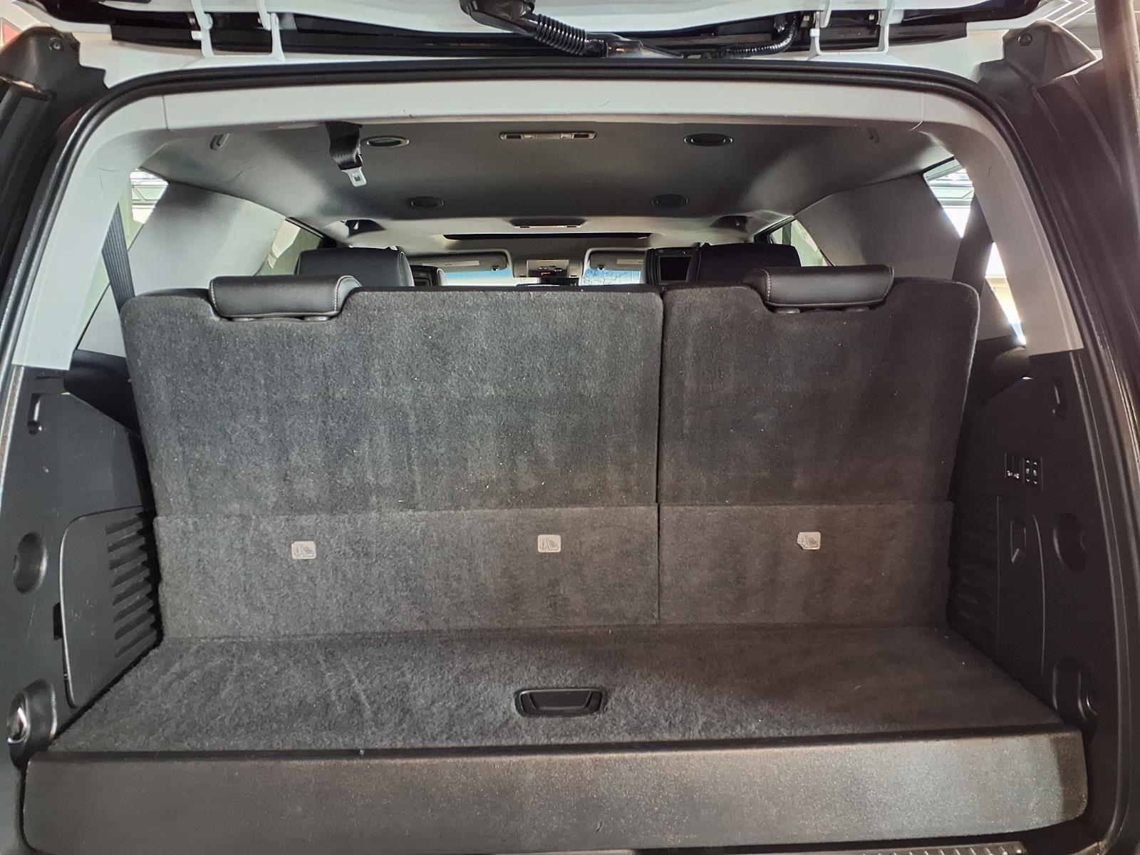 2018 GMC Yukon SLT - Summit White exterior view 6