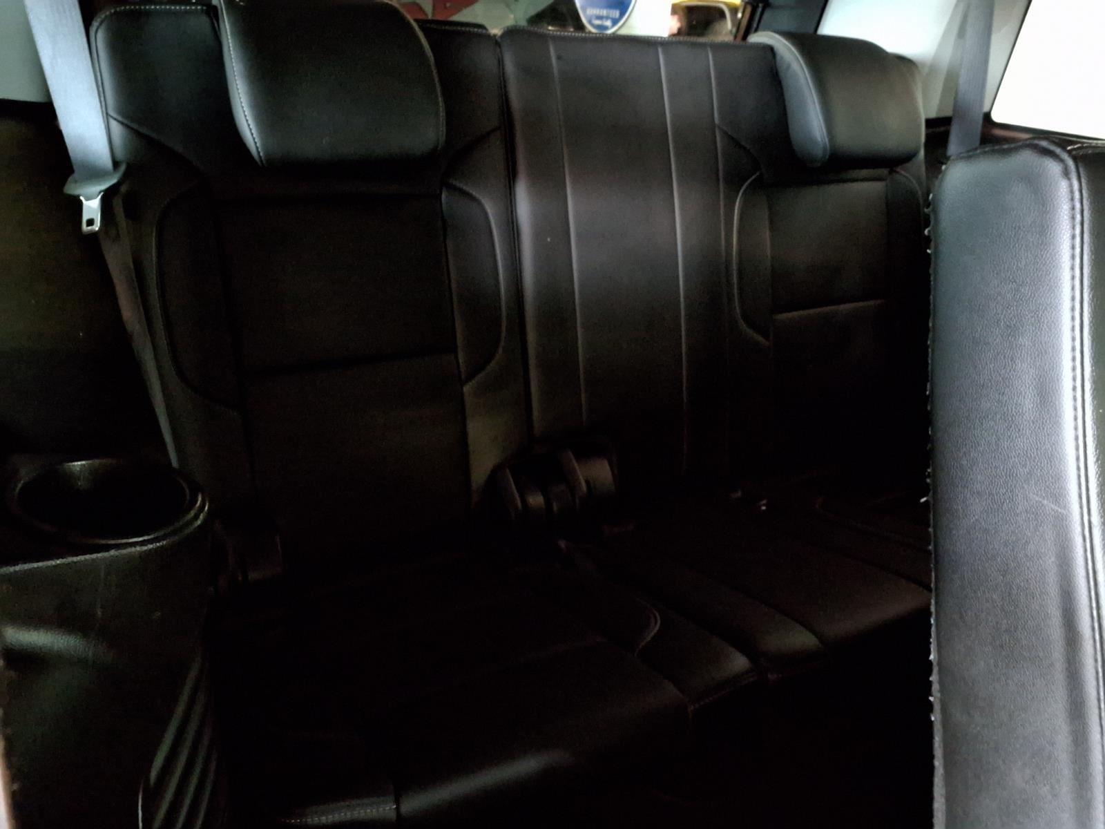 2018 GMC Yukon SLT - Summit White exterior view 10