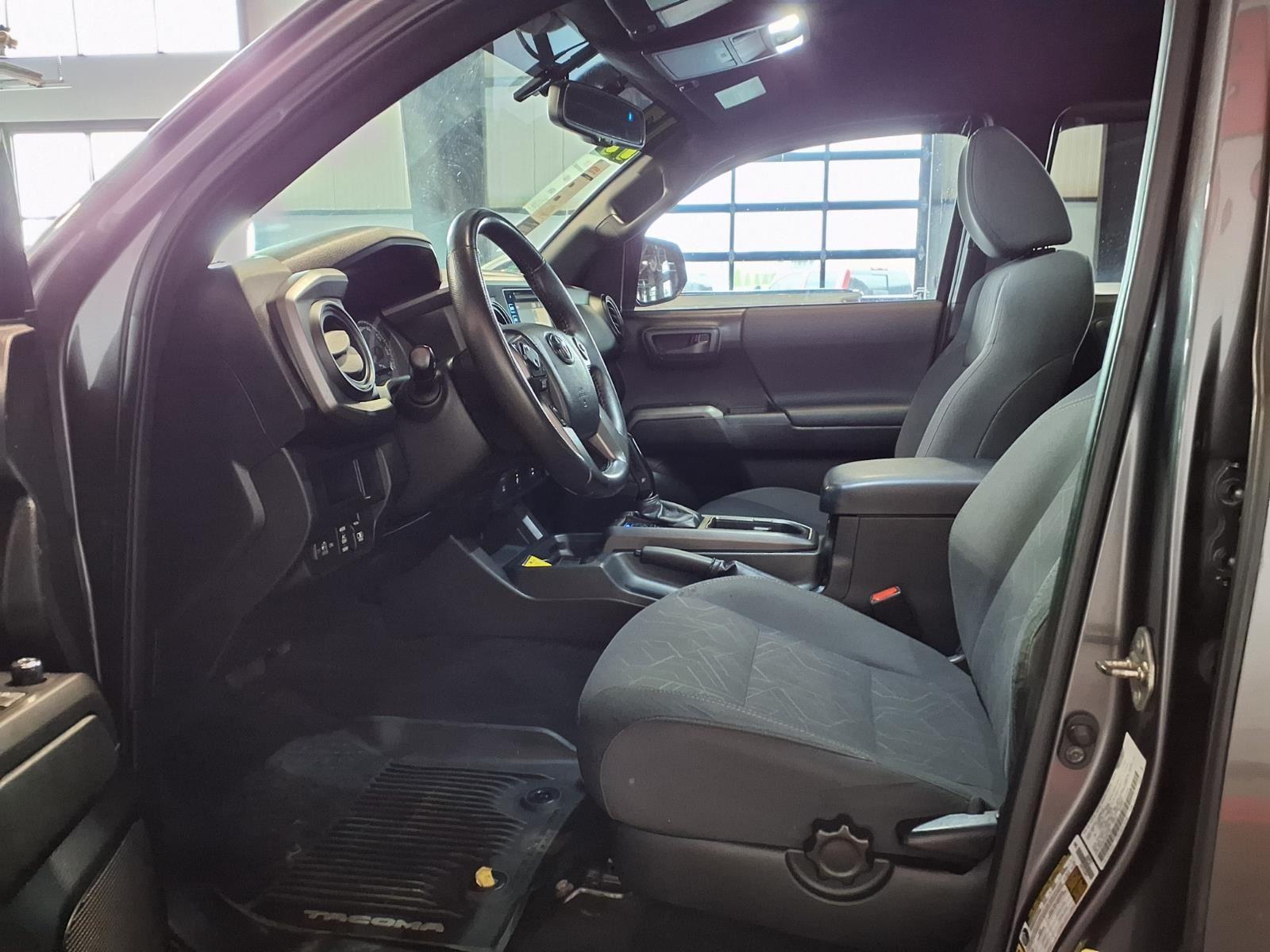 2017 Toyota Tacoma SR5 - Magnetic Gray Metallic exterior view 16