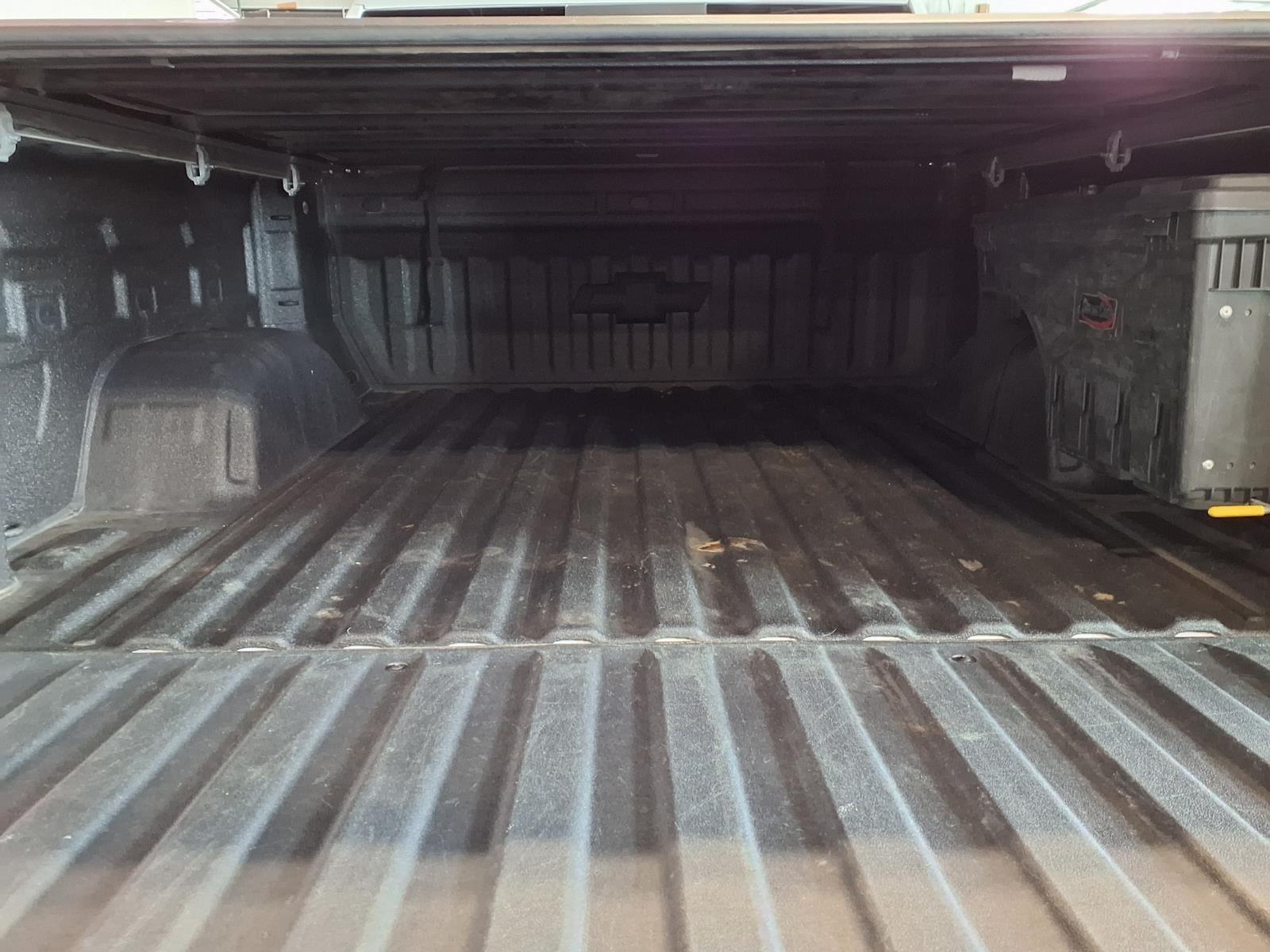 2023 Chevrolet Silverado 1500 LTZ - Summit White exterior view 6