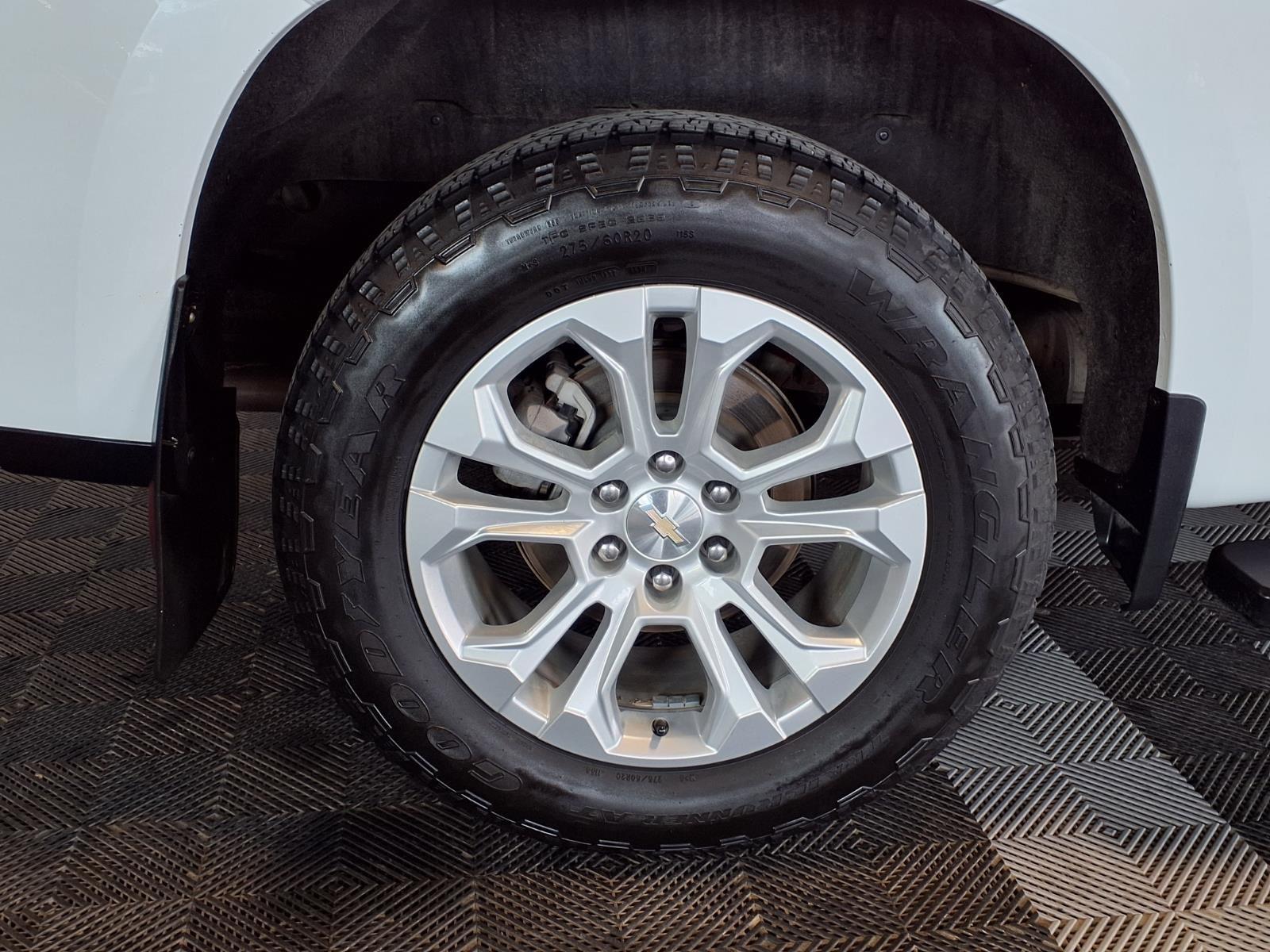 2023 Chevrolet Silverado 1500 LTZ - Summit White exterior view 8