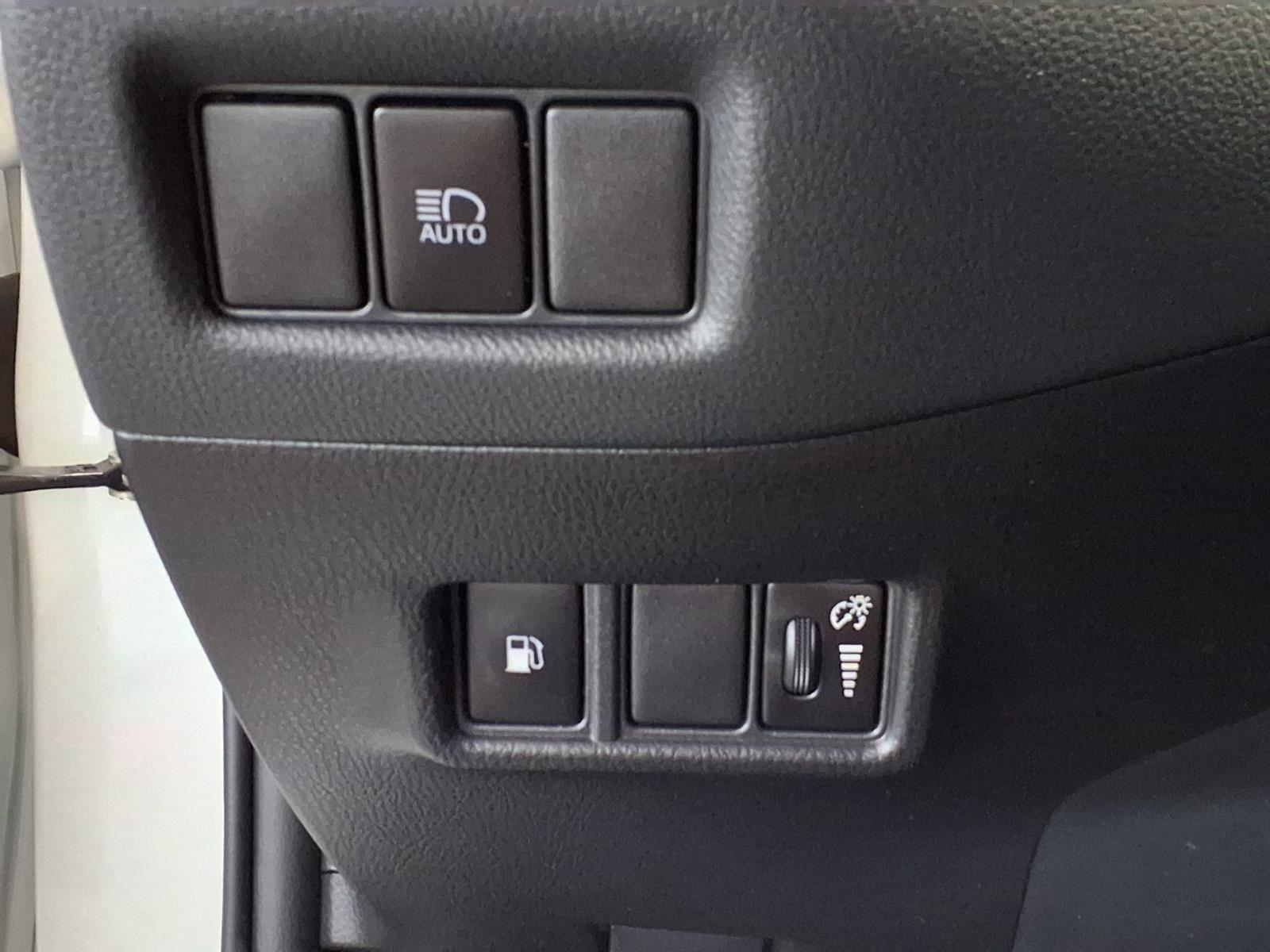 2020 Toyota C-HR Limited - Blizzard Pearl exterior view 17