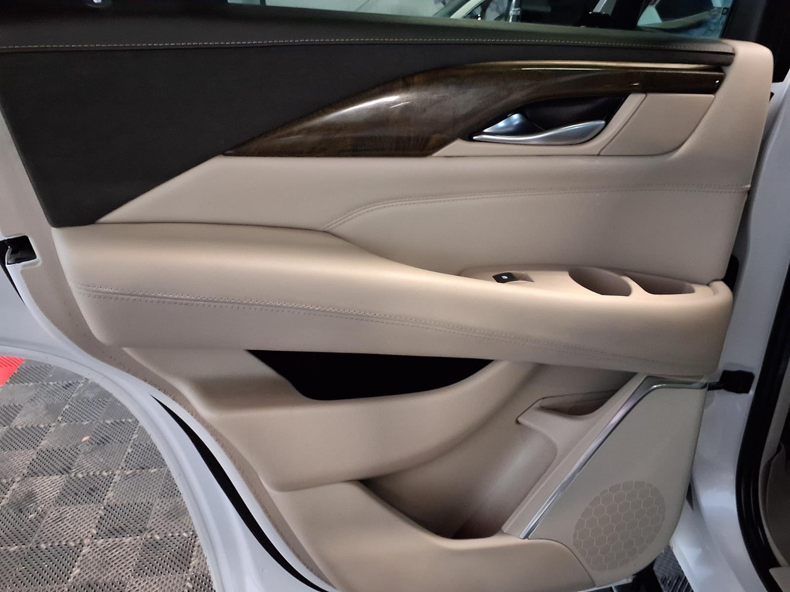 2018 Cadillac Escalade Premium Luxury - Crystal White Tricoat exterior view 17