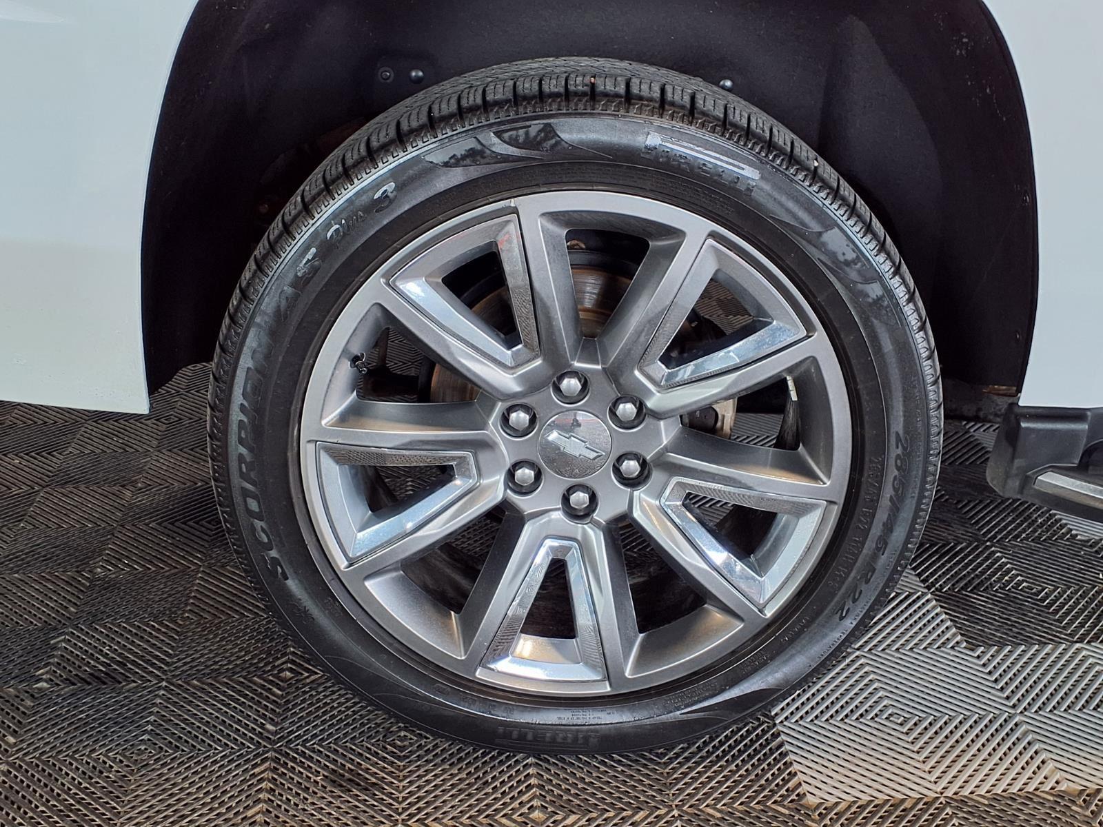 2017 Chevrolet Tahoe Premier - Iridescent Pearl Tricoat exterior view 9